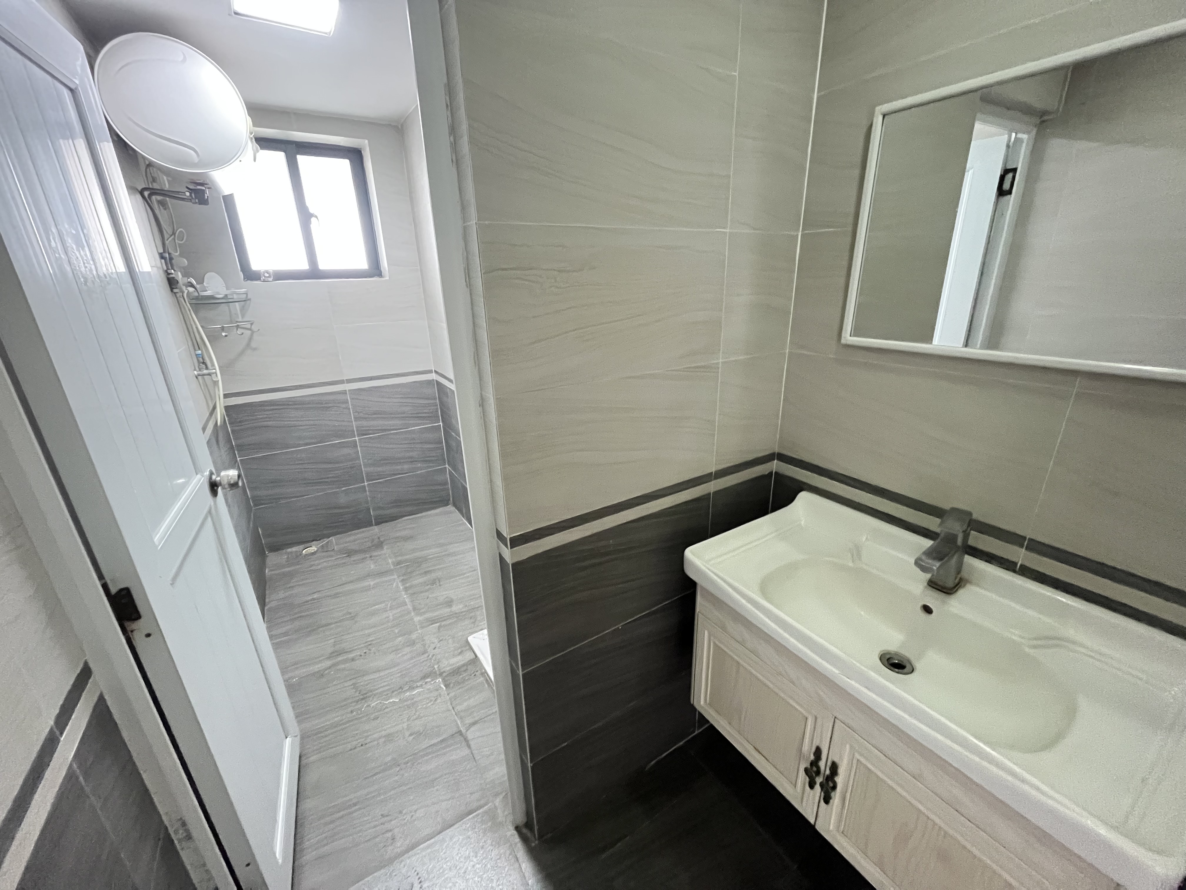 滨海幸福里 3室2厅2卫 3900.0元/月 滨海幸福里 3室2厅2卫 3900.0元/月室内图