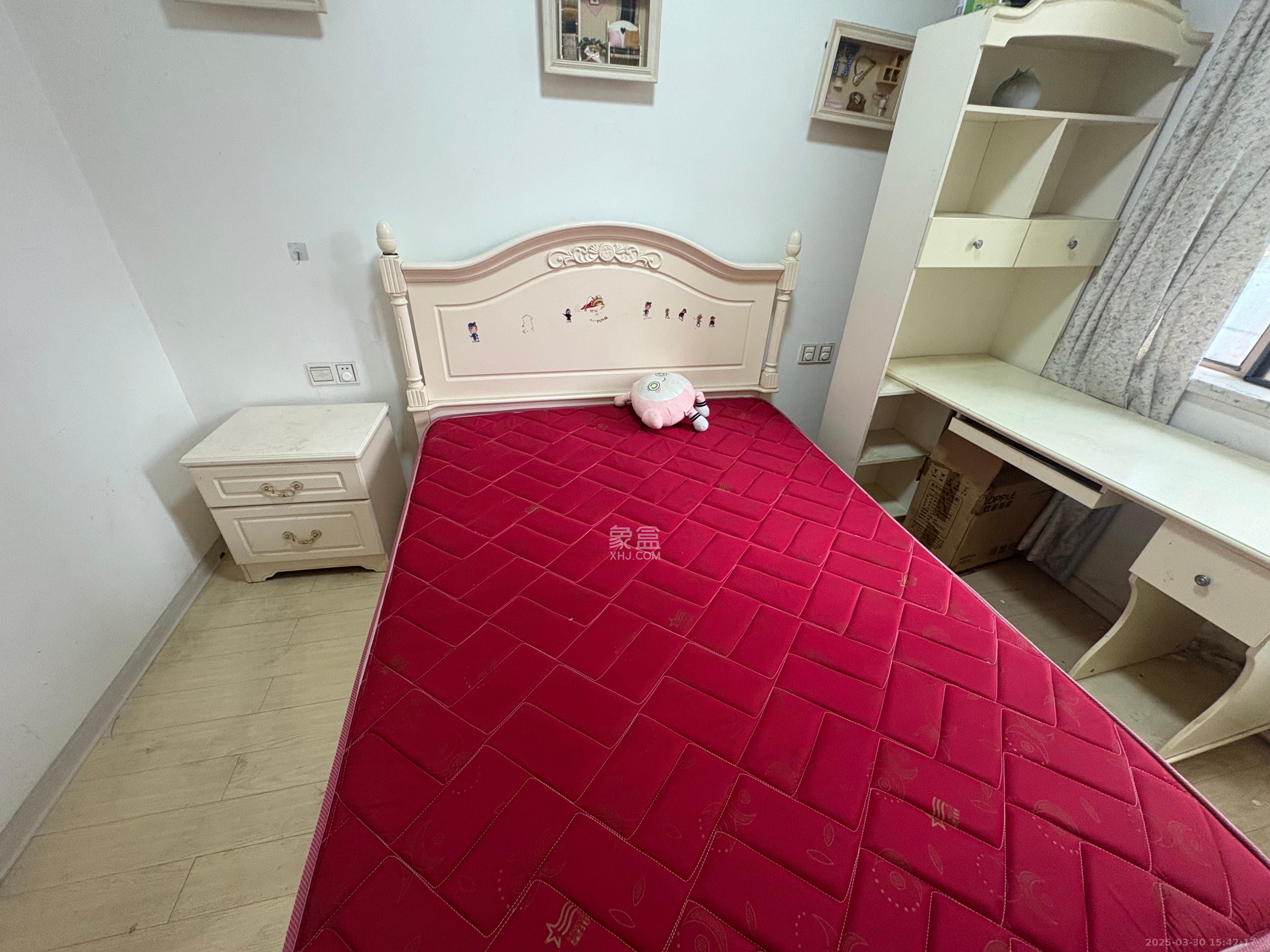 长沙玫瑰园 3室2厅2卫 2000.0元/月 长沙玫瑰园 3室2厅2卫 2000.0元/月室内图