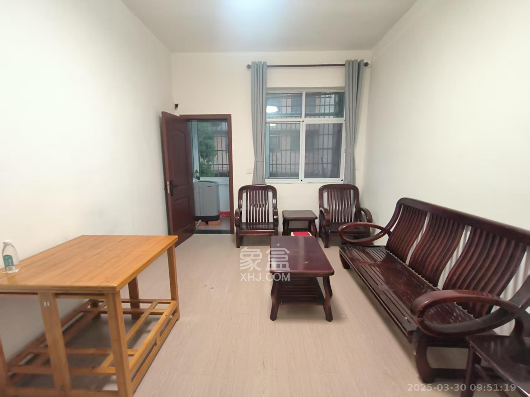 乔庄社区 2室1厅1卫 1800.0元/月 乔庄社区 2室1厅1卫 1800.0元/月室内图