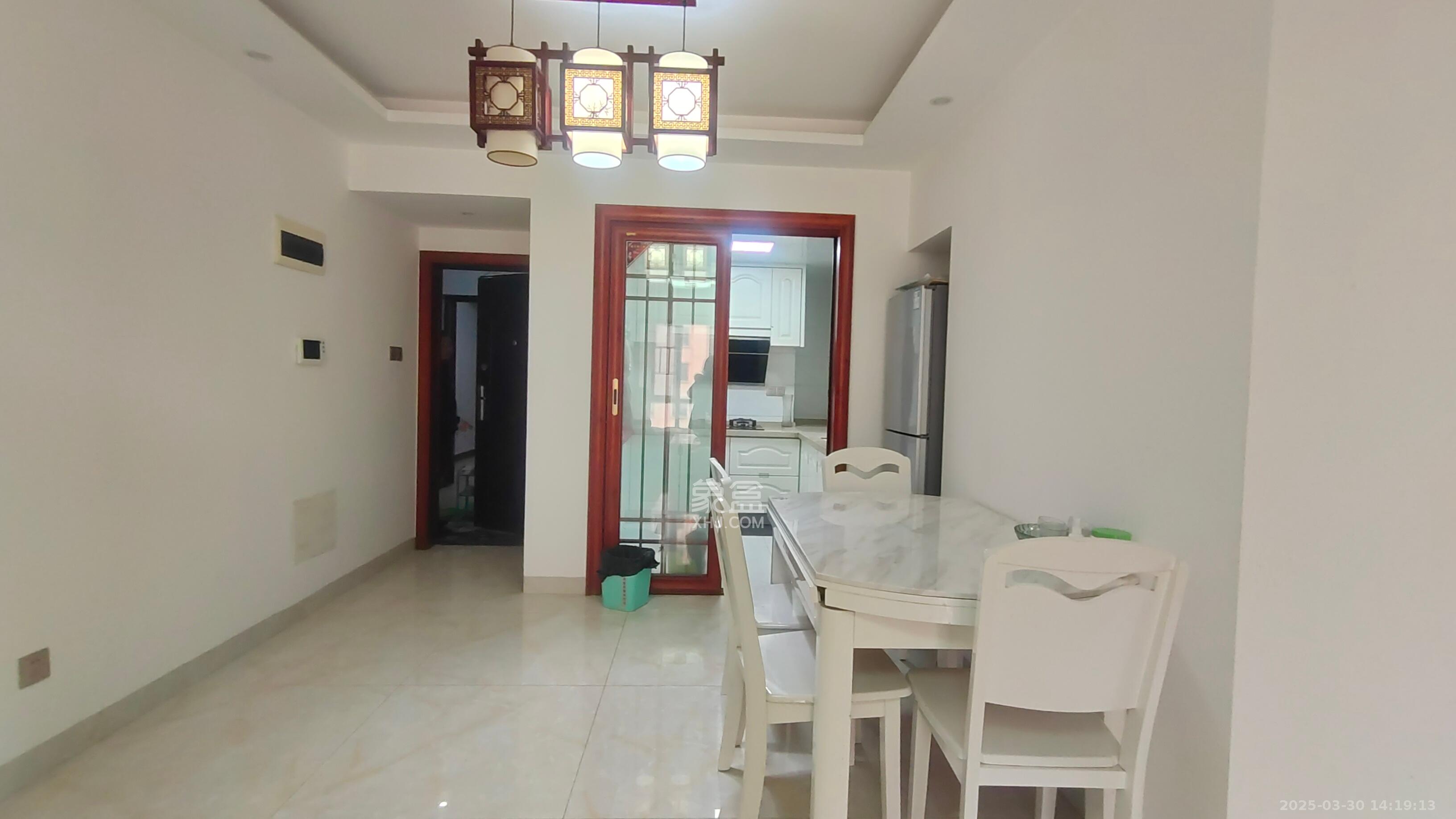 丽发新城 2室2厅1卫 2000.0元/月 丽发新城 2室2厅1卫 2000.0元/月室内图