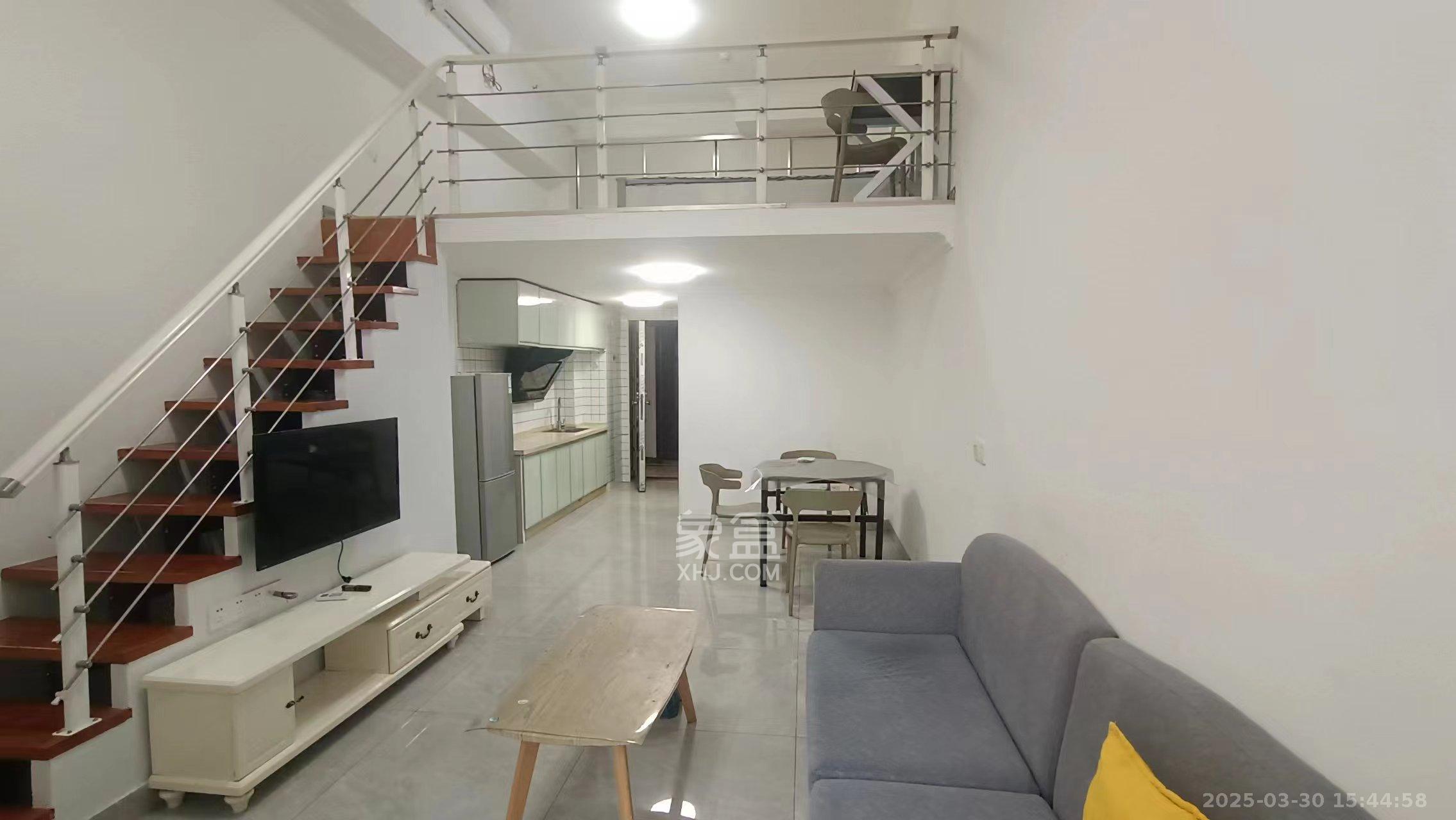 嘉宇银杉(嘉宇西苑) 1室1厅1卫 1550.0元/月 嘉宇银杉(嘉宇西苑) 1室1厅1卫 1550.0元/月室内图