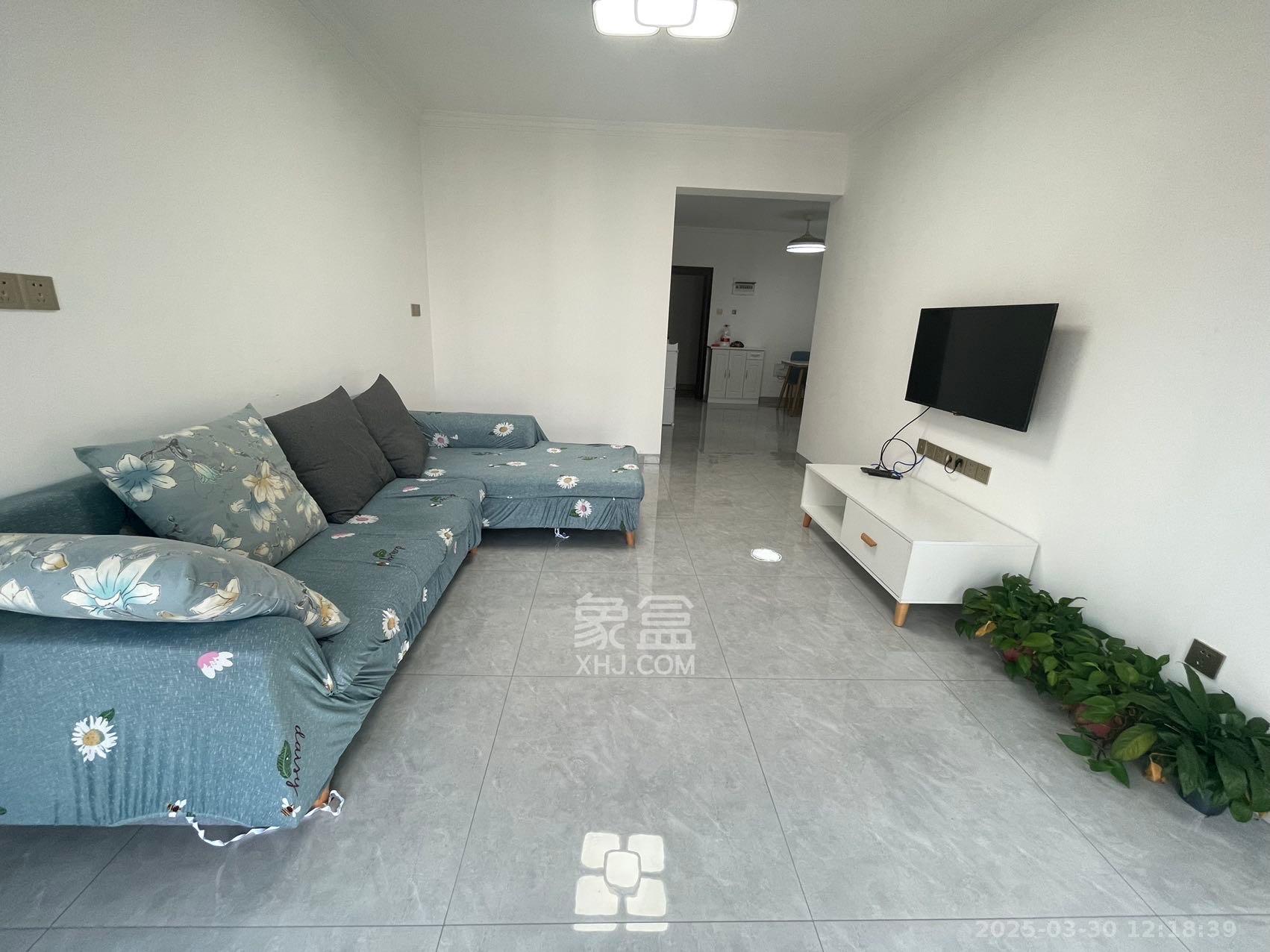 梅溪鑫苑名家 3室2厅1卫 2600.0元/月 梅溪鑫苑名家 3室2厅1卫 2600.0元/月室内图