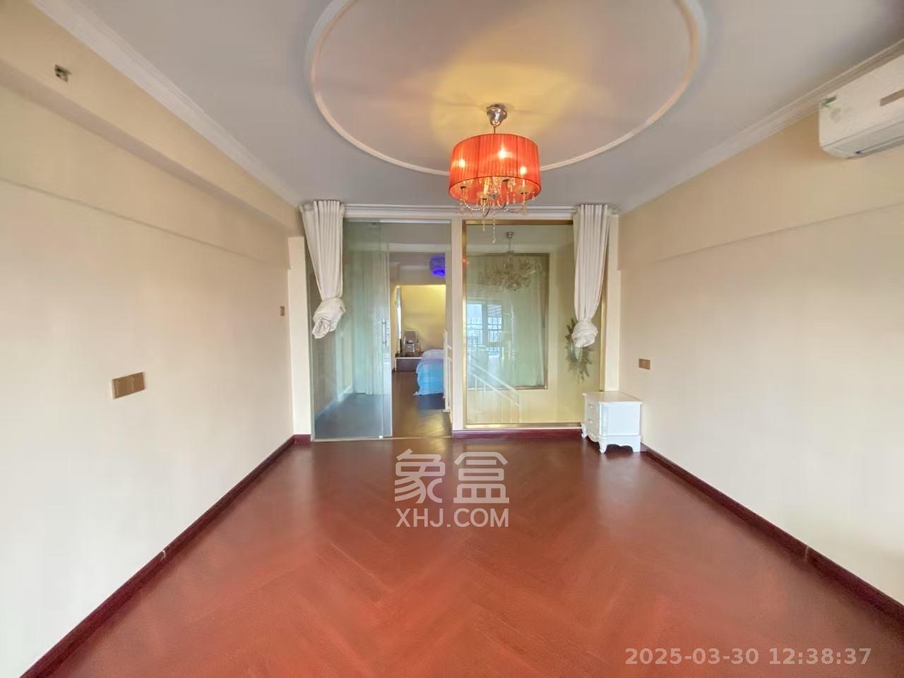 长城万富汇  2室2厅1卫    2000.0元/月 长城万富汇  2室2厅1卫    2000.0元/月室内图