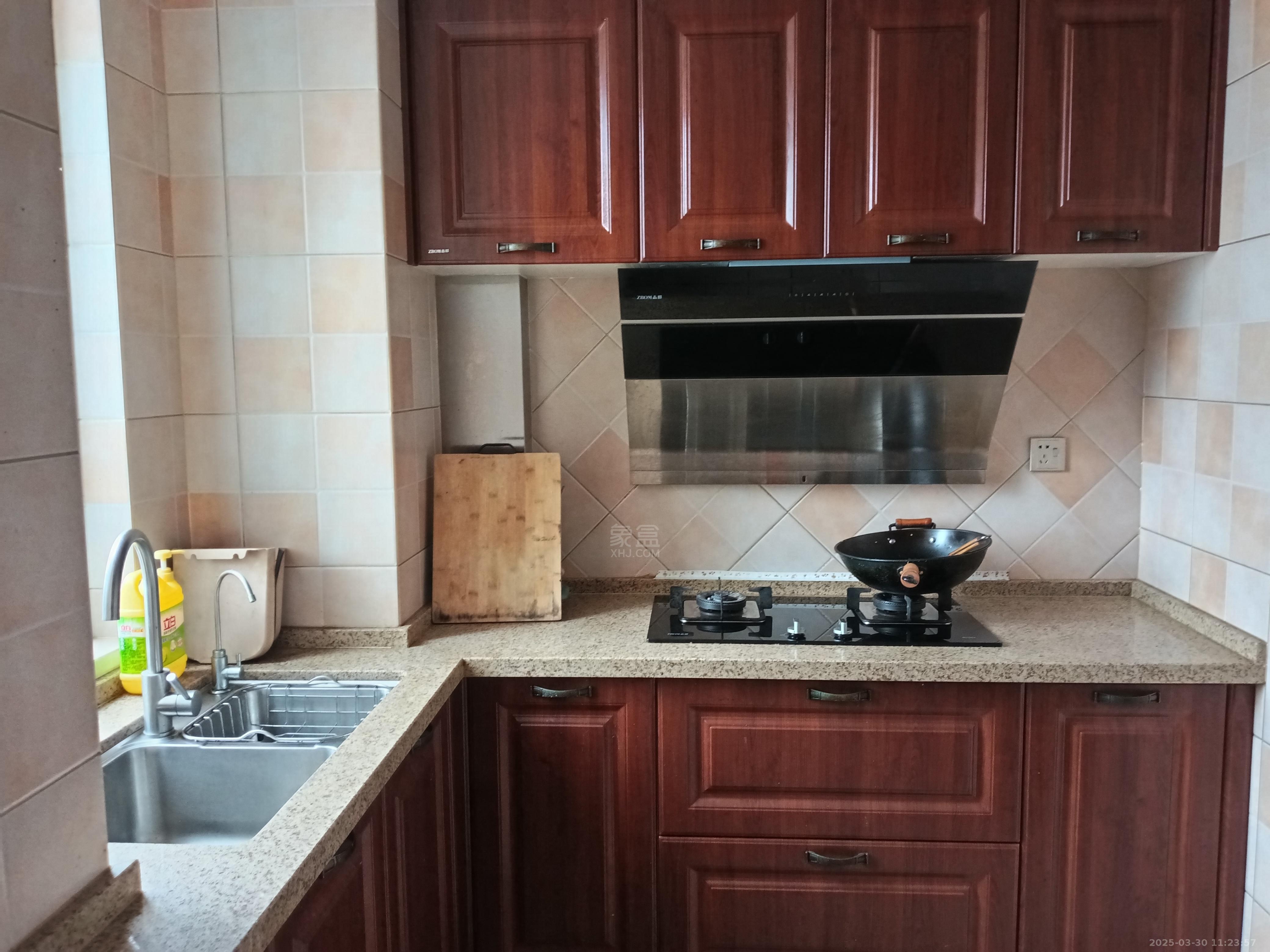 时代新城(翰林府) 3室2厅1卫 1900.0元/月 时代新城(翰林府) 3室2厅1卫 1900.0元/月室内图