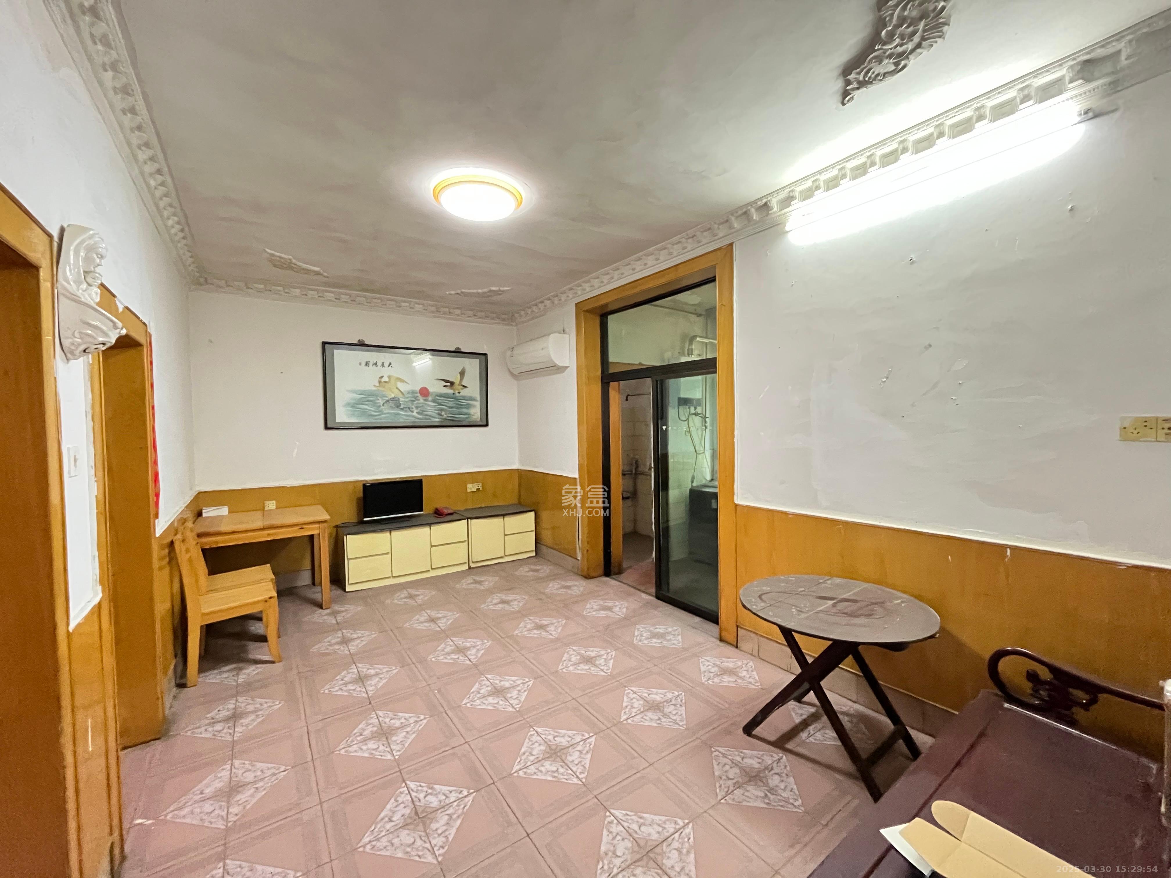 东塘电信宿舍 2室1厅1卫 1600.0元/月 东塘电信宿舍 2室1厅1卫 1600.0元/月室内图