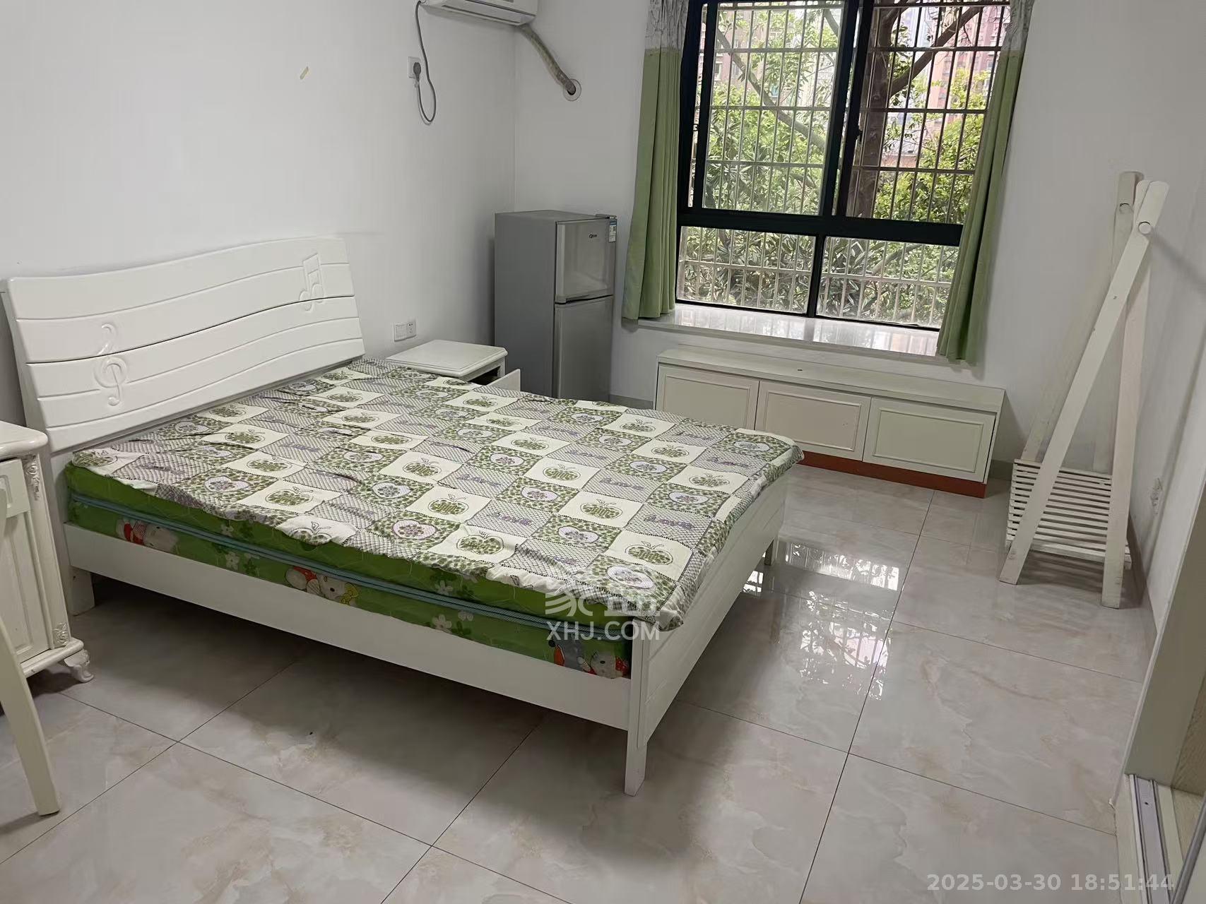 涉外花园 1室0厅1卫 1000.0元/月 涉外花园 1室0厅1卫 1000.0元/月室内图