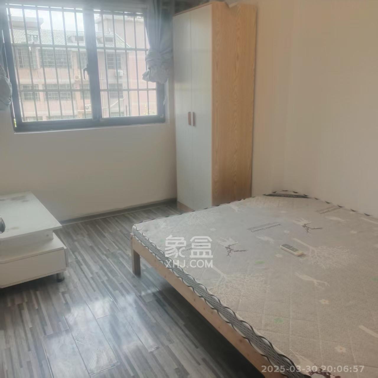 广盛华苑  2室2厅1卫   2100.00元/月室内图