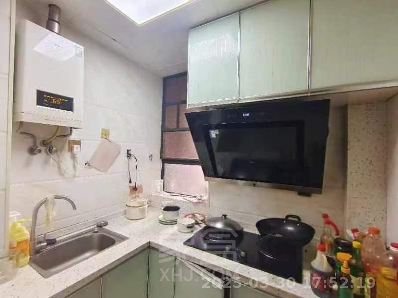 新桂公馆 2室2厅1卫 1450.0元/月 新桂公馆 2室2厅1卫 1450.0元/月室内图