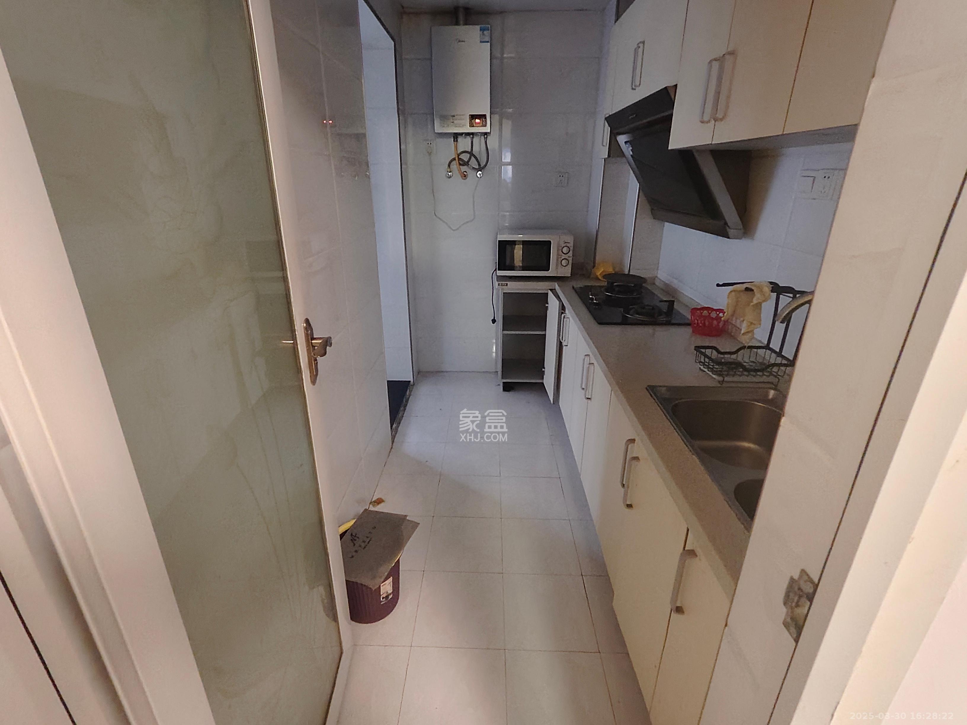 雨花公馆(紫苔名苑) 3室2厅2卫 2800.0元/月 雨花公馆(紫苔名苑) 3室2厅2卫 2800.0元/月室内图