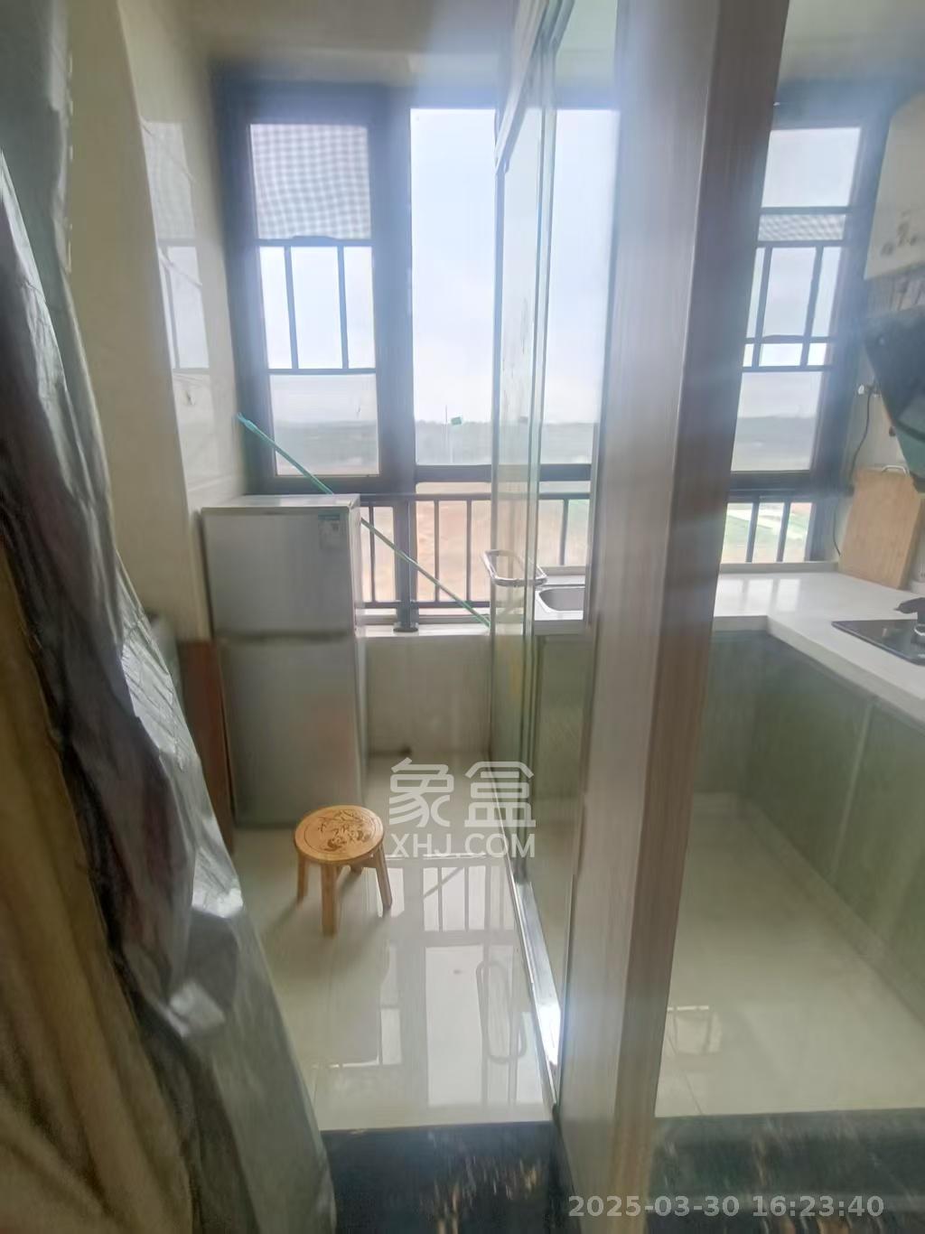 怡海星城 1室1厅1卫 900.0元/月 怡海星城 1室1厅1卫 900.0元/月室内图