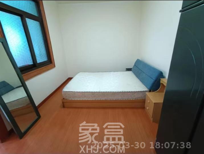 识字里社区  2室1厅1卫   2000.00元/月室内图