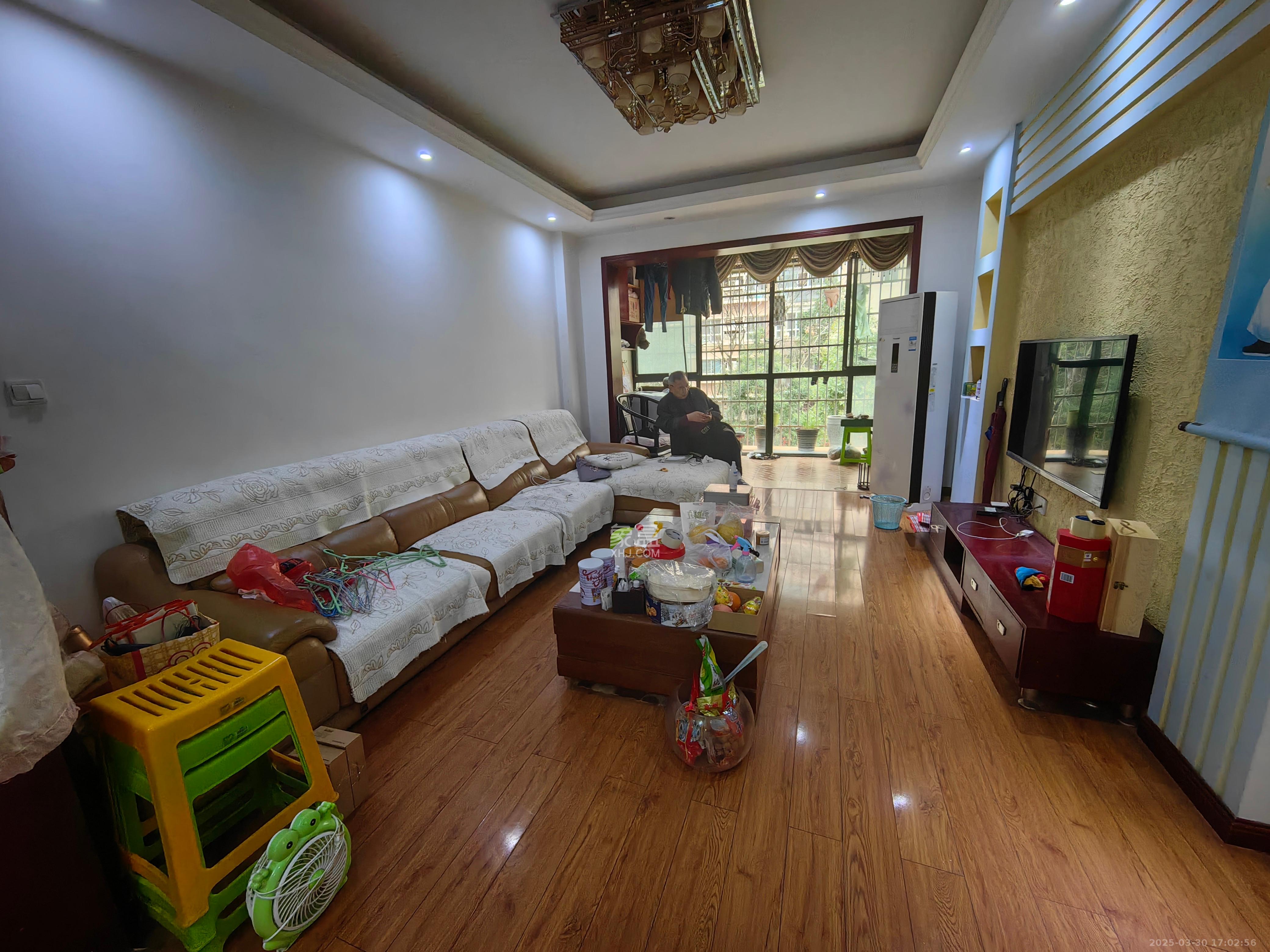 城市山水豪园（山水城市风景）  3室2厅2卫   2500.00元/月室内图