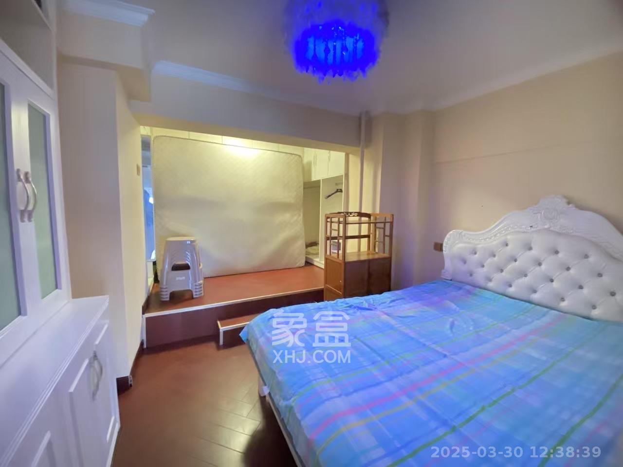 长城万富汇  2室2厅1卫    2000.0元/月 长城万富汇  2室2厅1卫    2000.0元/月室内图