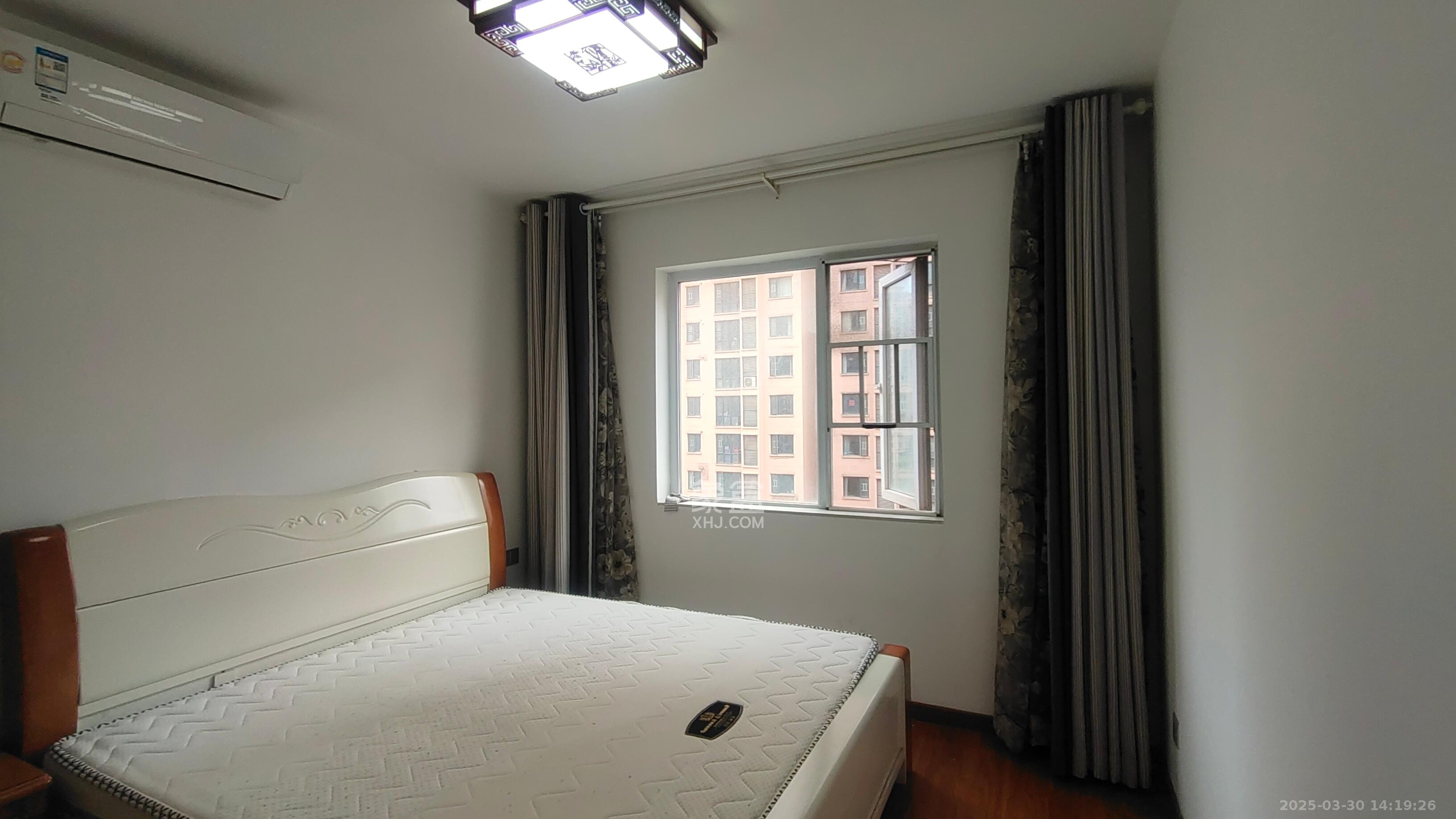 丽发新城 2室2厅1卫 2000.0元/月 丽发新城 2室2厅1卫 2000.0元/月室内图