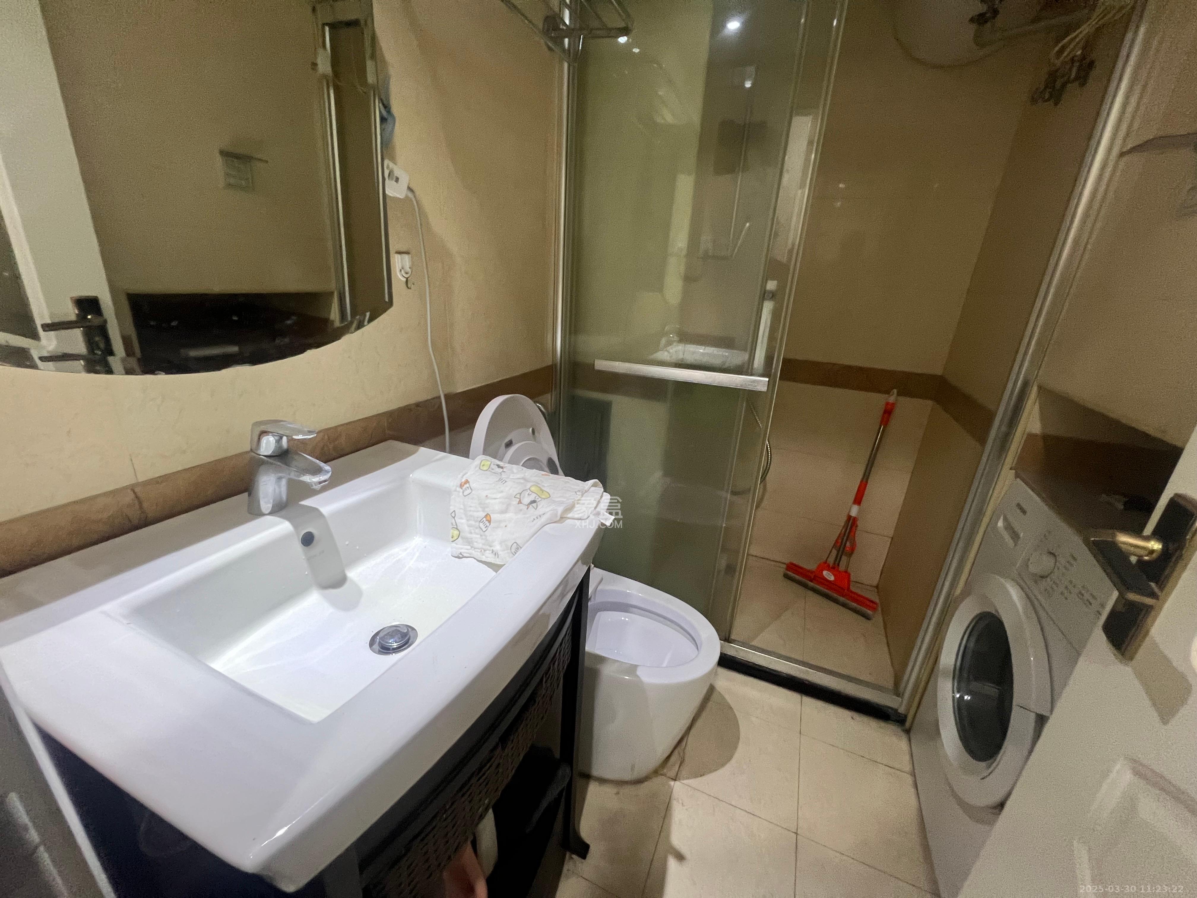 壹号公馆 1室1厅1卫 2500.0元/月 壹号公馆 1室1厅1卫 2500.0元/月室内图