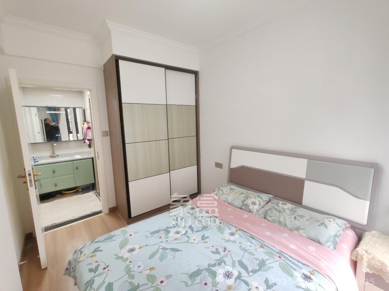 中建悦和城  3室2厅2卫   3300.00元/月室内图