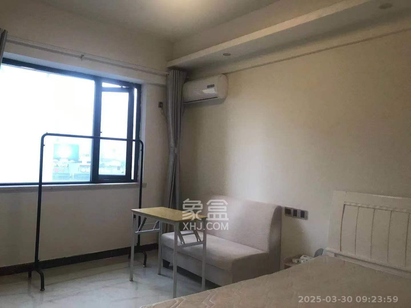 众东国际  1室1厅1卫    1800.0元/月室内图