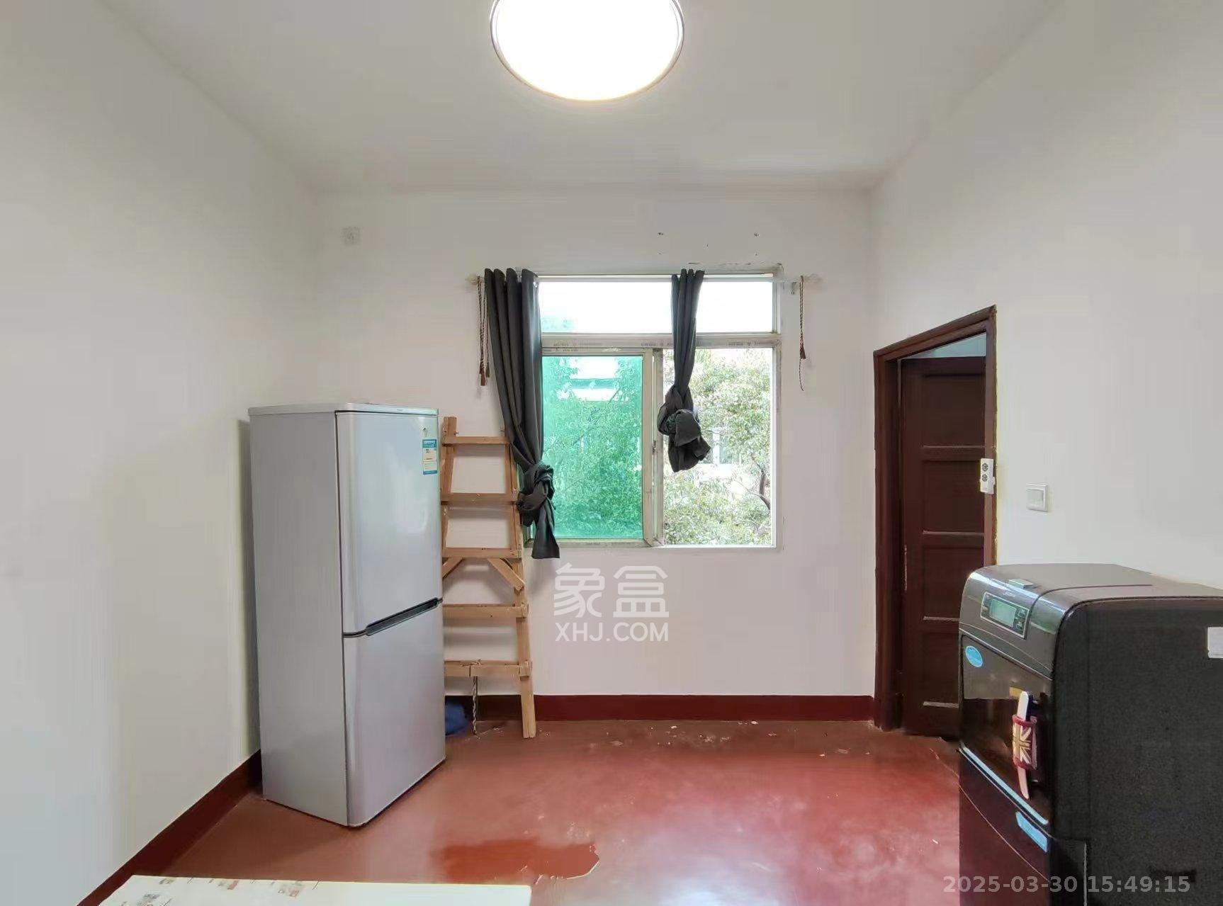 妹子山社区（曙光社区）  1室1厅1卫   1200.00元/月室内图