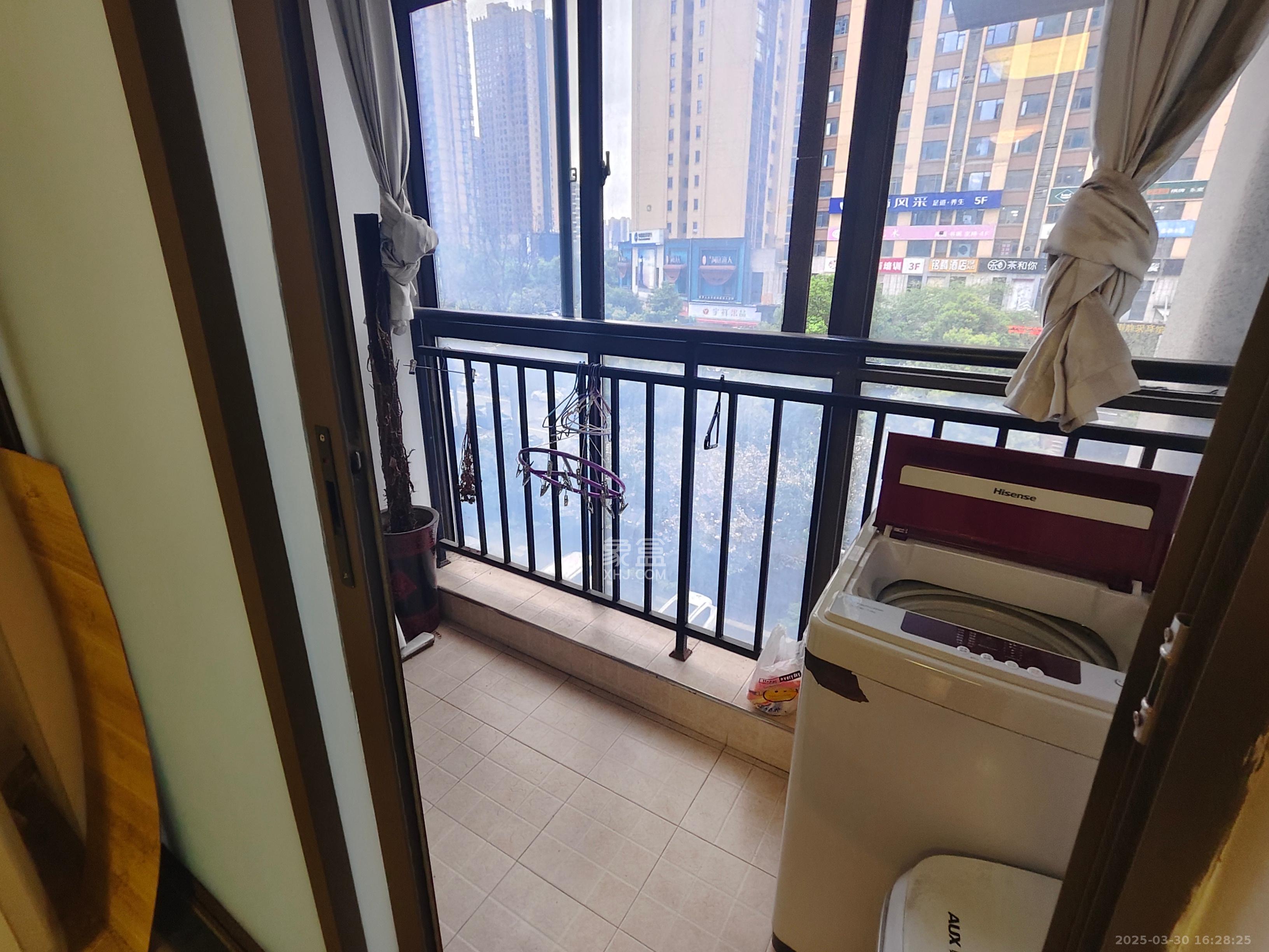 雨花公馆(紫苔名苑) 3室2厅2卫 2800.0元/月 雨花公馆(紫苔名苑) 3室2厅2卫 2800.0元/月室内图