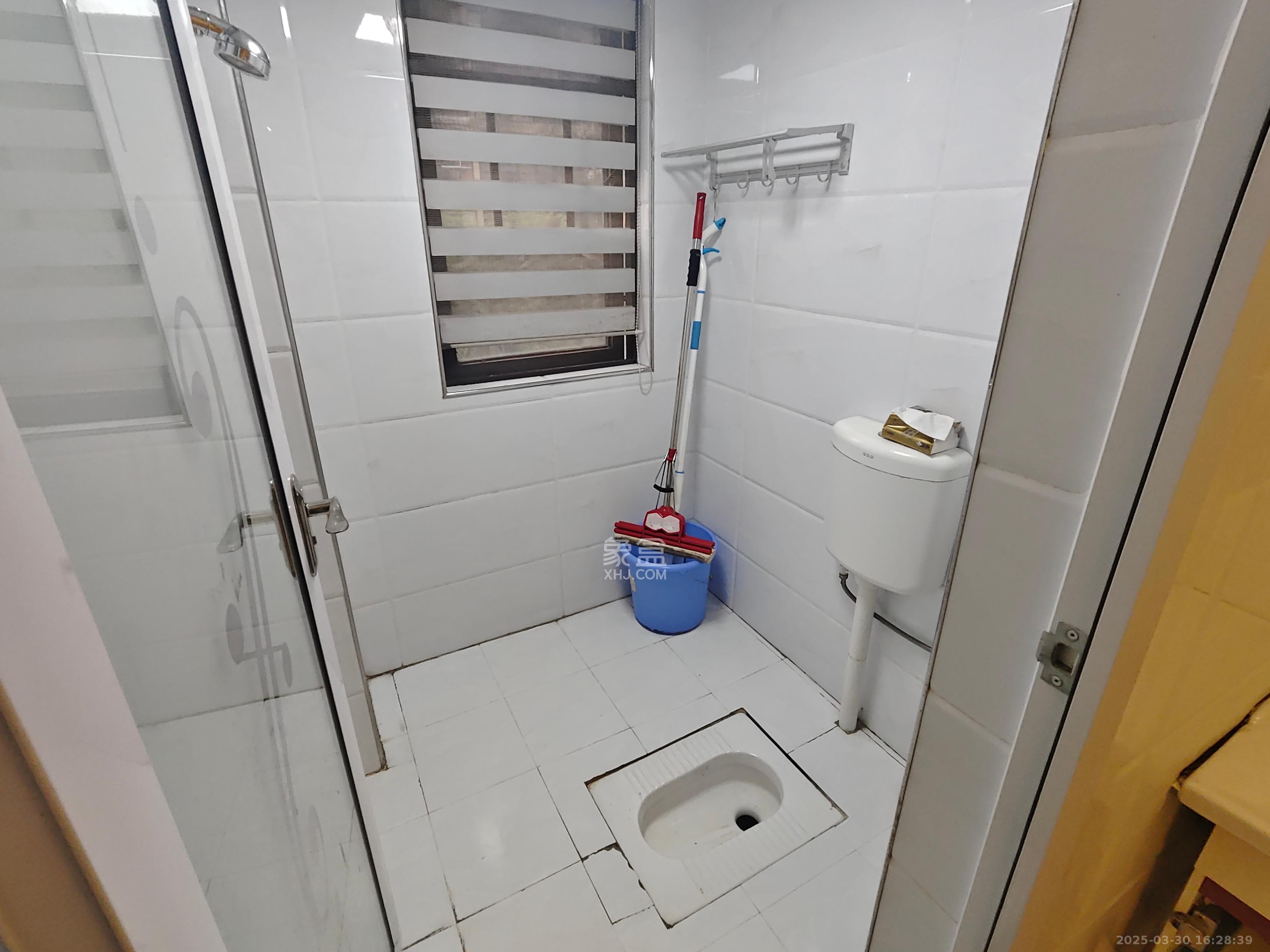 雨花公馆(紫苔名苑) 3室2厅2卫 2800.0元/月 雨花公馆(紫苔名苑) 3室2厅2卫 2800.0元/月室内图