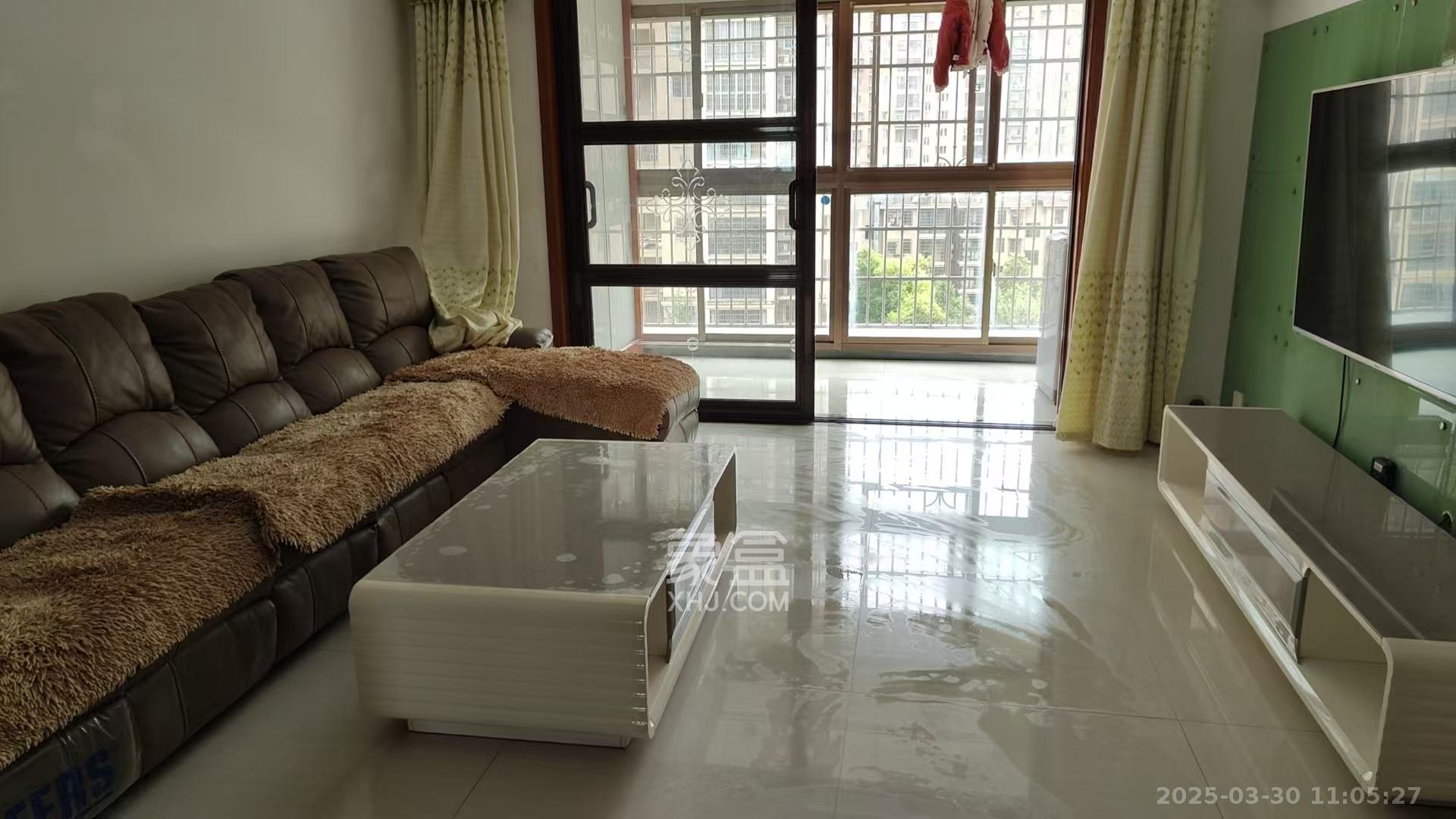 和沁园 3室2厅1卫 2400.0元/月 和沁园 3室2厅1卫 2400.0元/月室内图