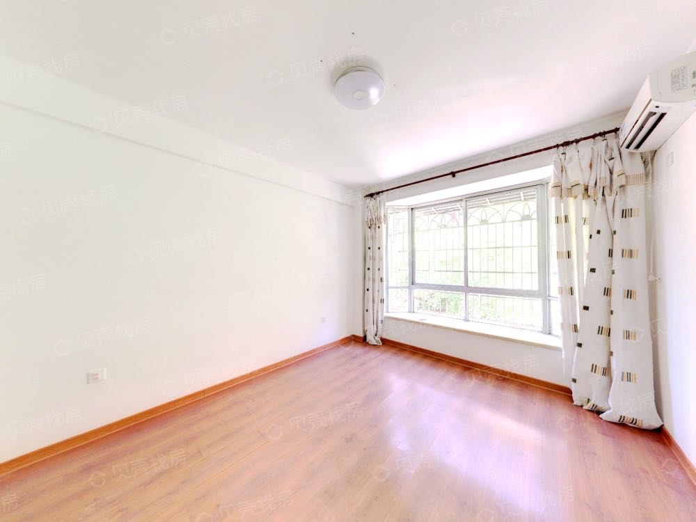 农垦东大院 3室2厅2卫 178.0万 农垦东大院 3室2厅2卫 178.0万室内图