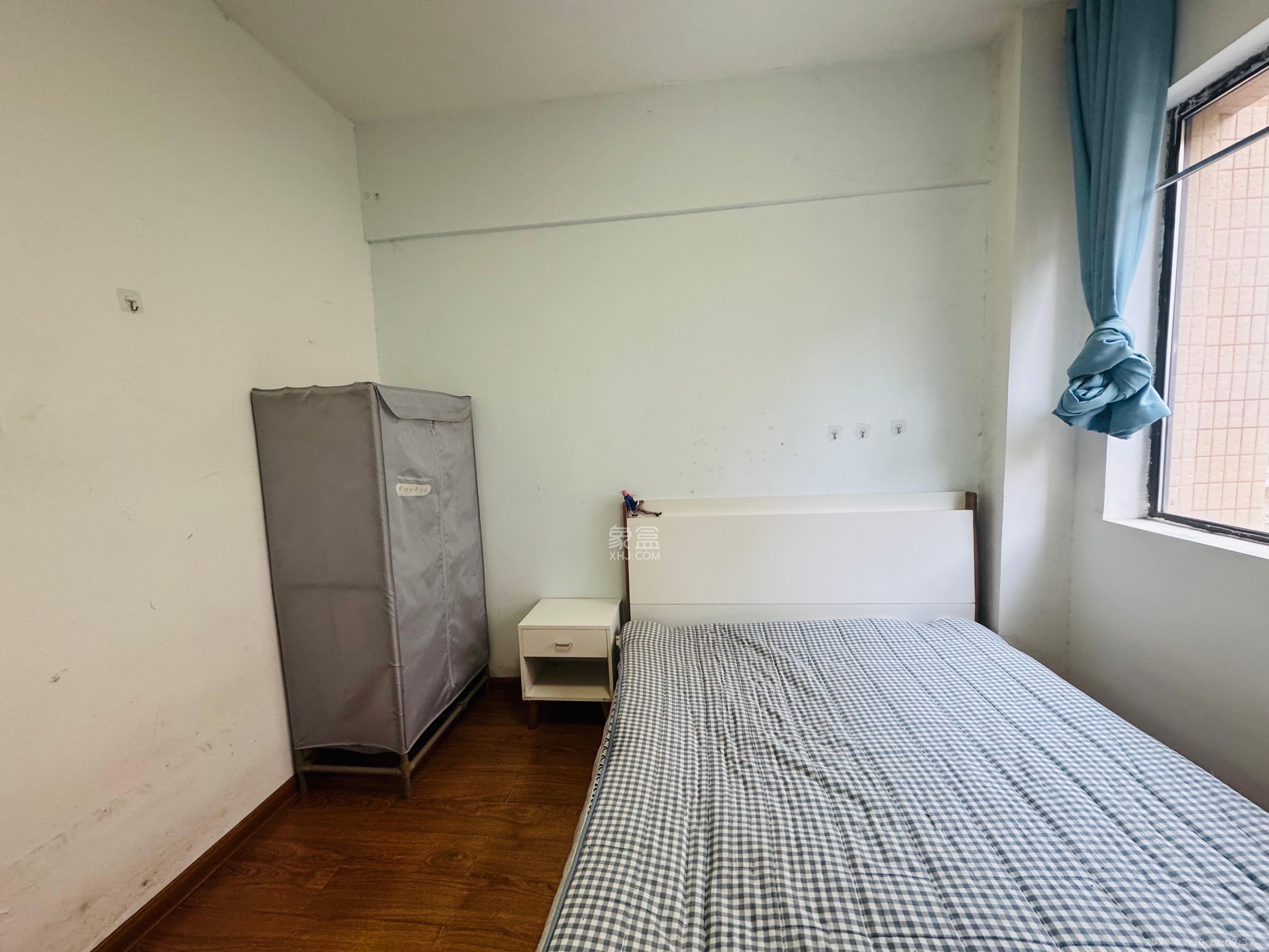 上園商住小區(qū)  1室1廳1衛(wèi)   1200.00元/月室內(nèi)圖