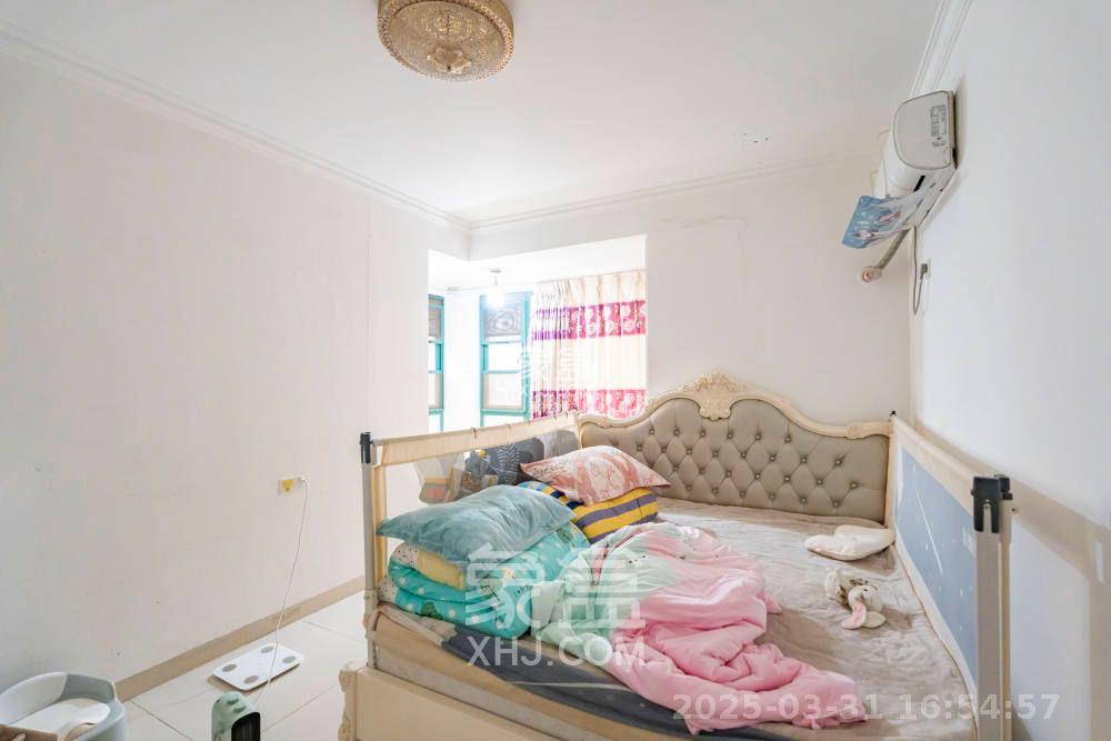 维一星城原山苑 4室2厅2卫 2700.0元/月 维一星城原山苑 4室2厅2卫 2700.0元/月室内图