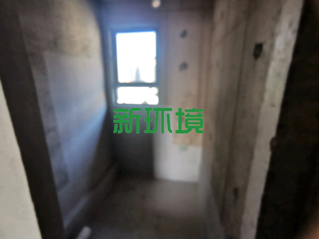 荣盛花语书院  4室2厅2卫   90.00万室内图