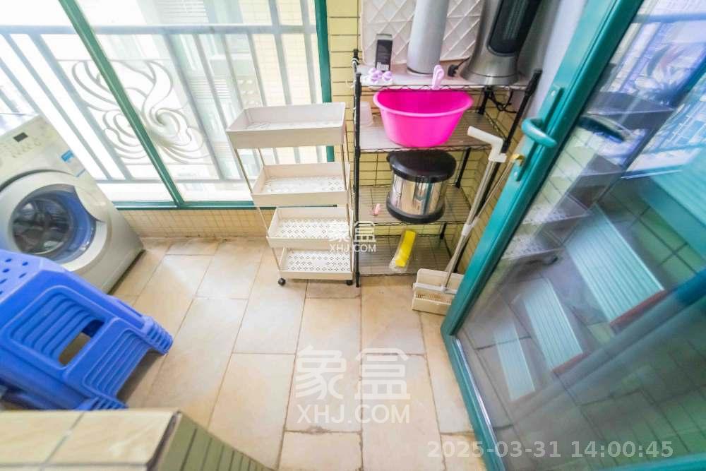 恒大绿洲 3室2厅1卫 2880.0元/月 恒大绿洲 3室2厅1卫 2880.0元/月室内图