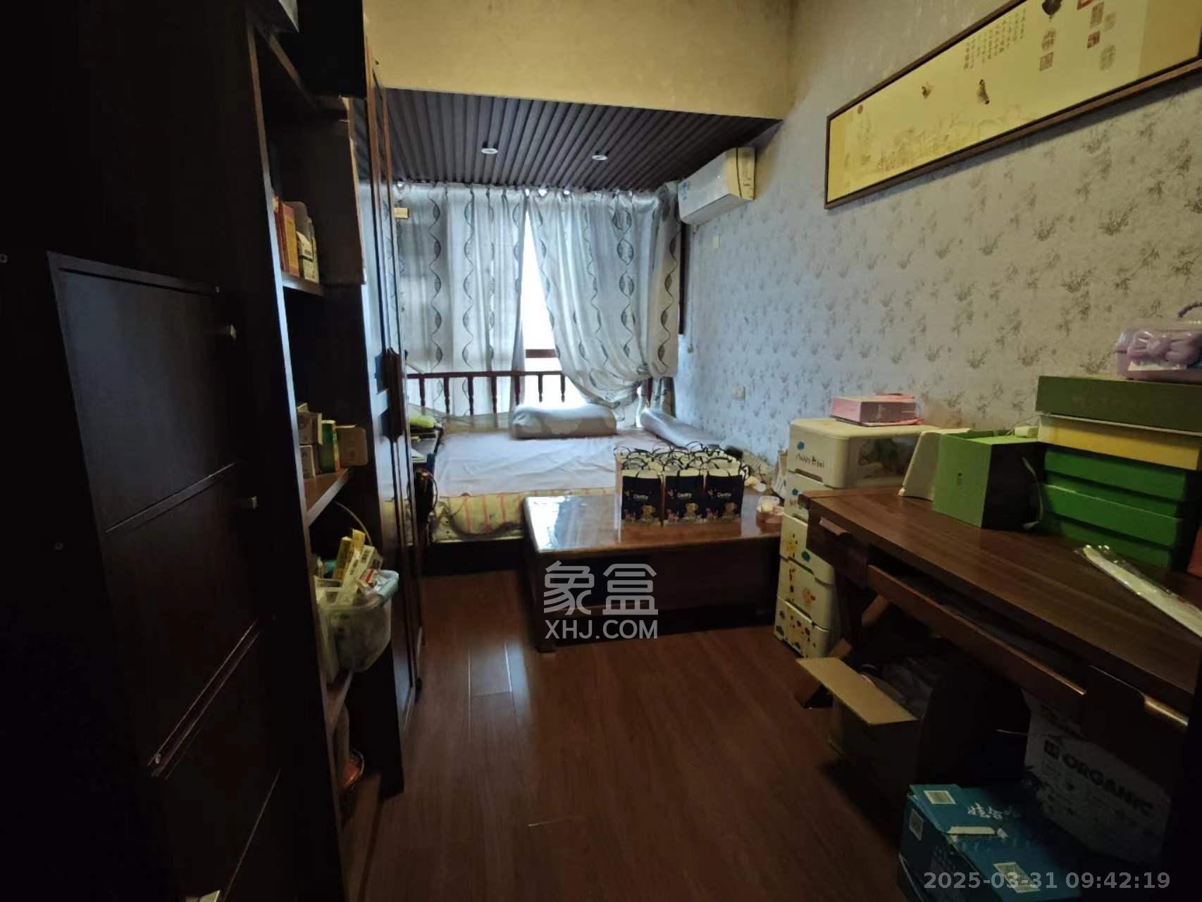 堤亚纳湾（深业沙河城）  4室2厅2卫    2800.0元/月室内图