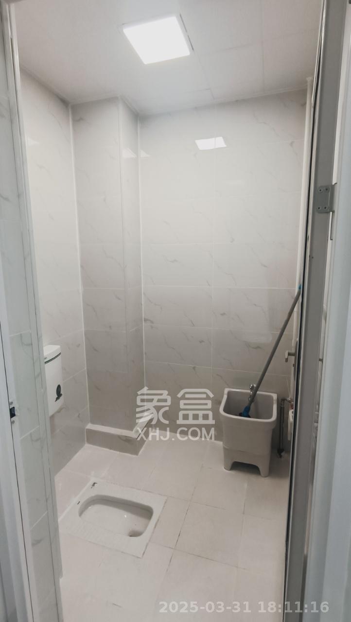 万坤图财富广场  1室0厅0卫   3800.00元/月室内图