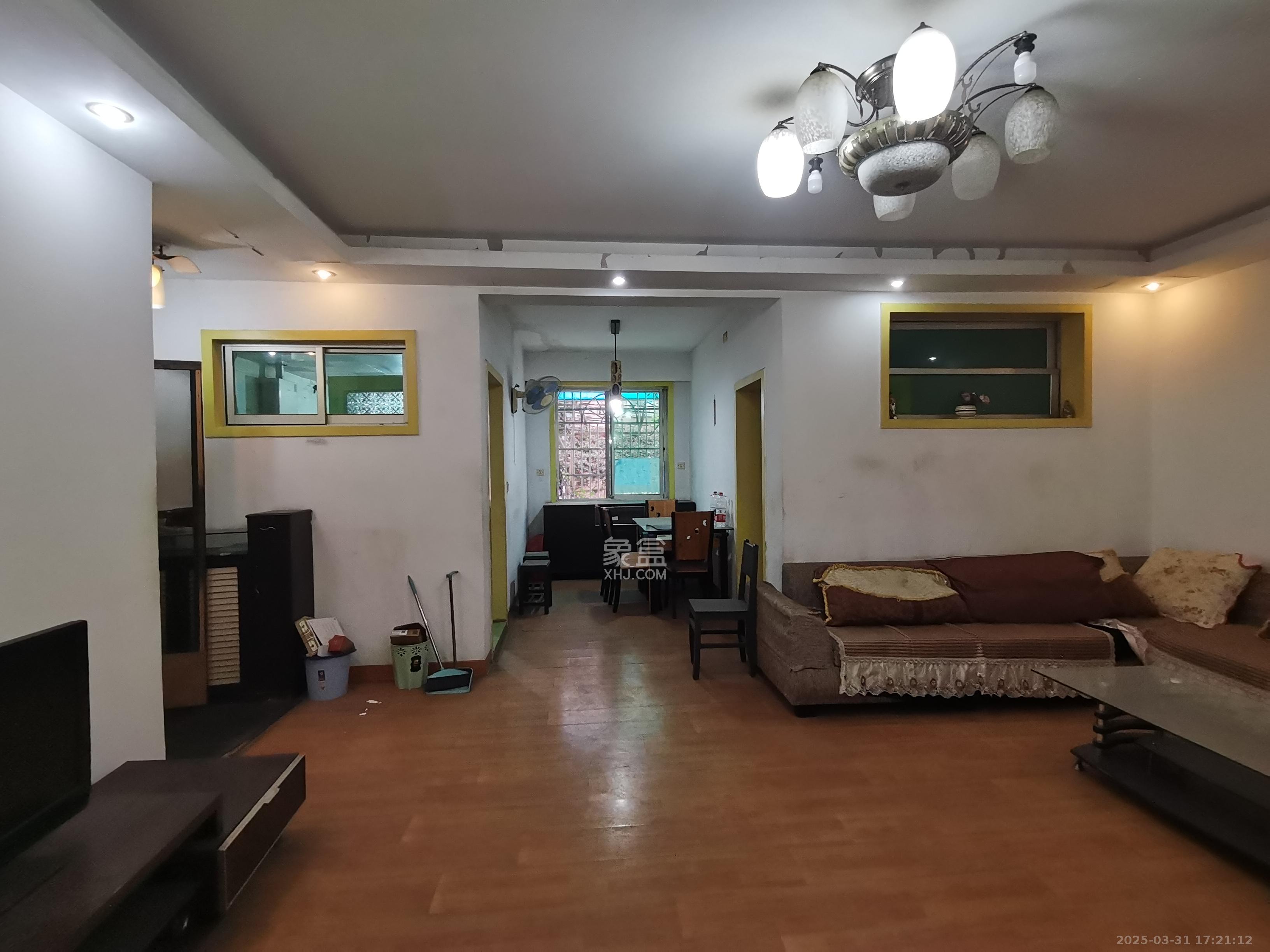 马王堆陶瓷建材新城 2室2厅1卫 1800.0元/月 马王堆陶瓷建材新城 2室2厅1卫 1800.0元/月室内图