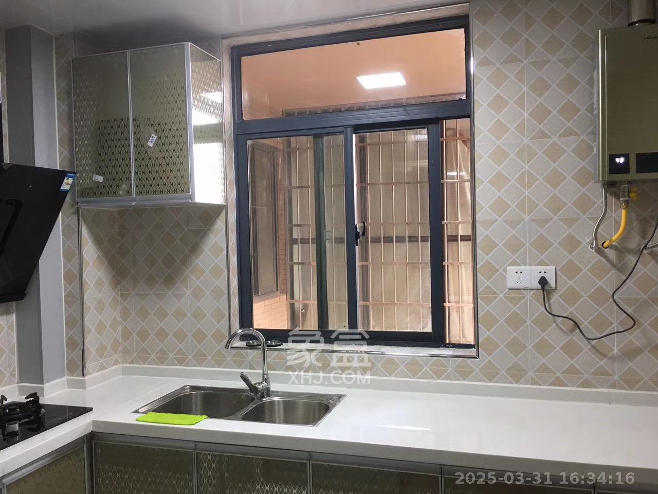 江河双水湾  3室2厅2卫   2500.00元/月