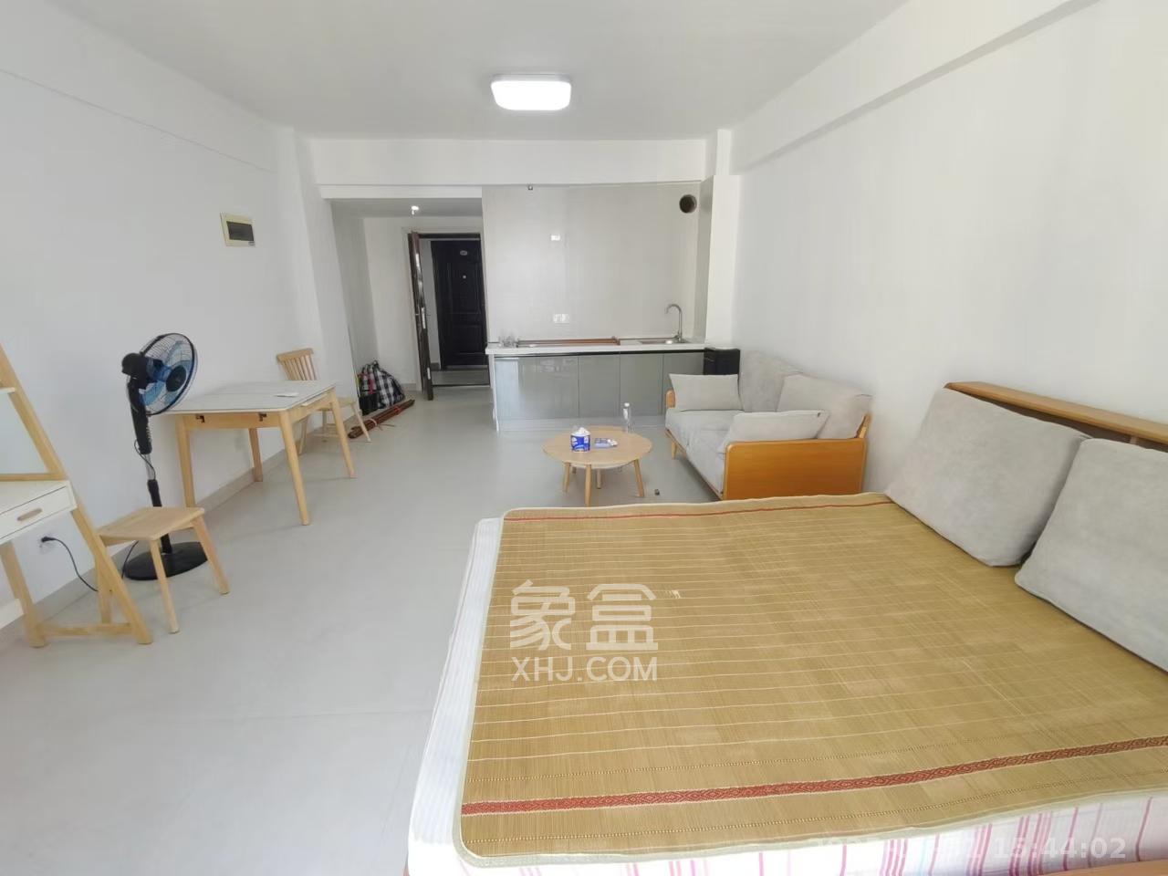 钱隆樽品(一、二、三期) 1室1厅1卫 1500.0元/月 钱隆樽品(一、二、三期) 1室1厅1卫 1500.0元/月室内图