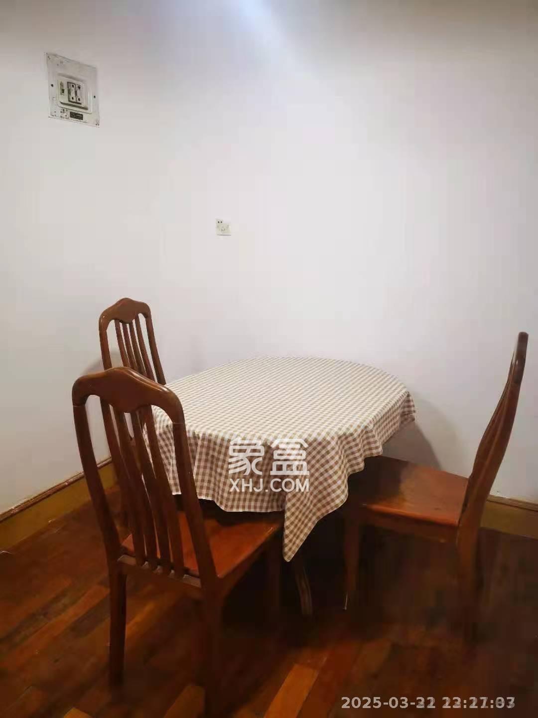 中南家园 1室0厅0卫 1400.0元/月 中南家园 1室0厅0卫 1400.0元/月室内图