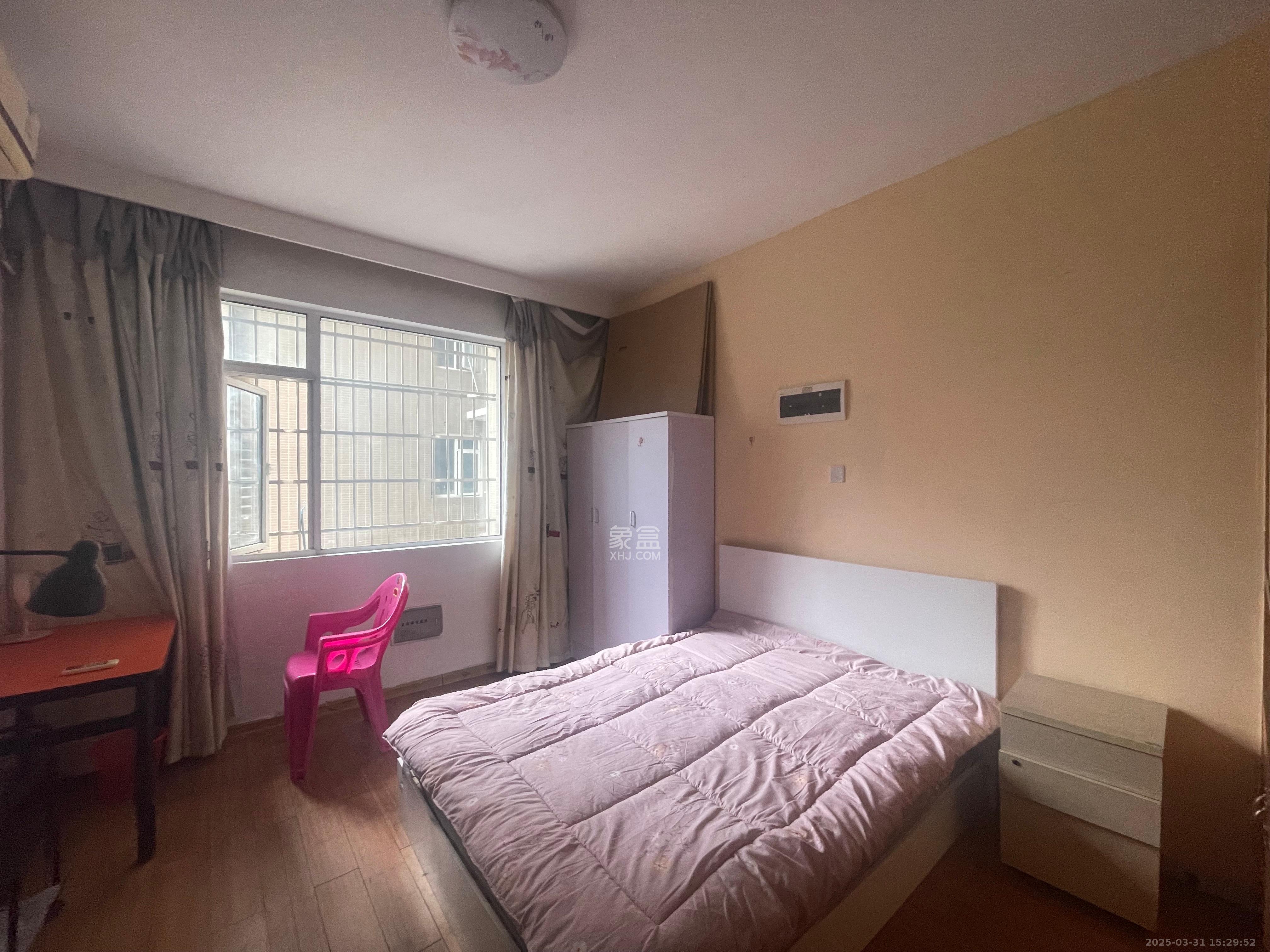 麓山枫情 1室1厅1卫 900.0元/月 麓山枫情 1室1厅1卫 900.0元/月室内图