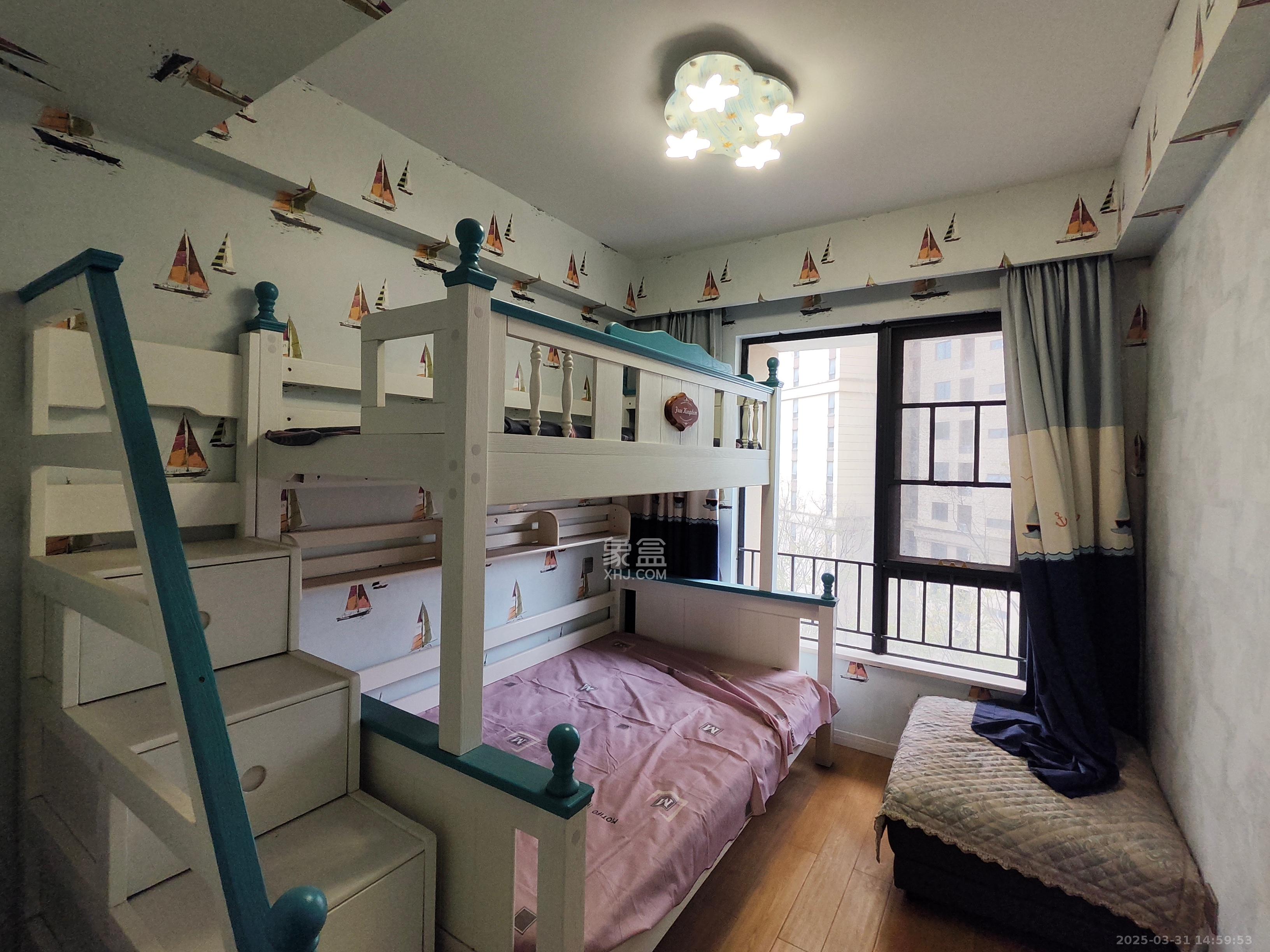 保利城(中航城国际社区、郡原美村) 4室2厅2卫 2300.0元/月 保利城(中航城国际社区、郡原美村) 4室2厅2卫 2300.0元/月室内图