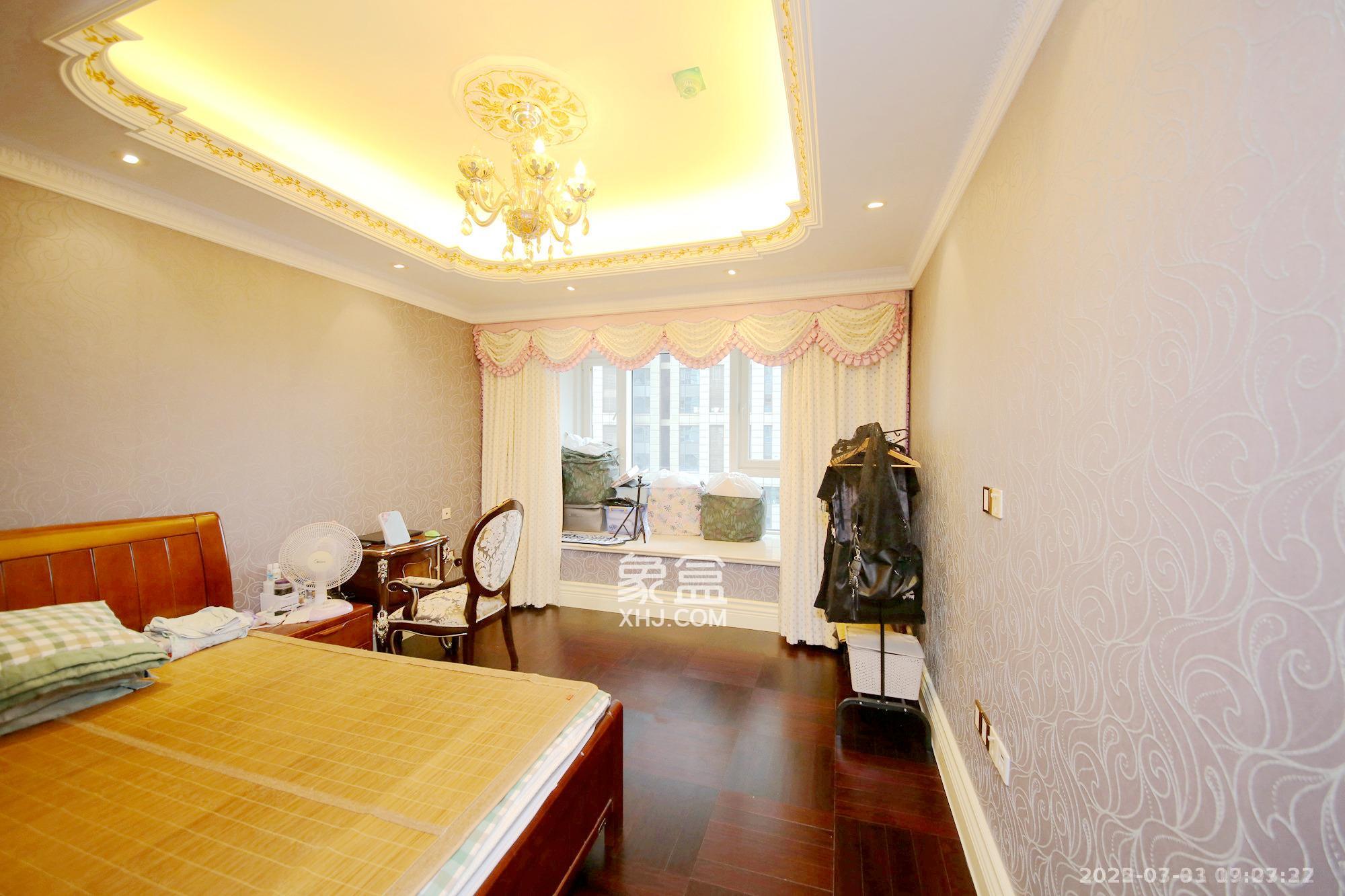 万达公馆 3室2厅3卫 9000.0元/月 万达公馆 3室2厅3卫 9000.0元/月室内图