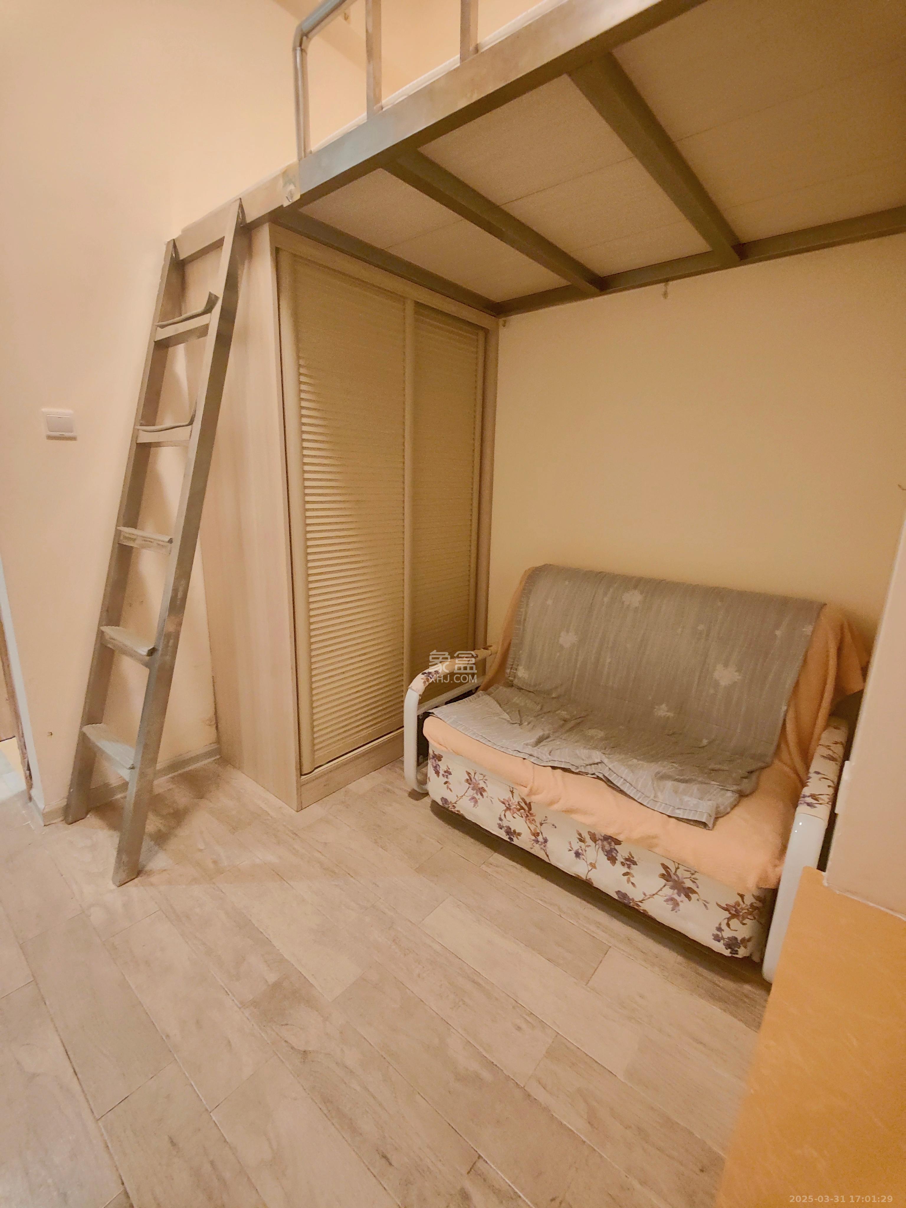 兰亭湾畔 1室1厅1卫 1000.0元/月 兰亭湾畔 1室1厅1卫 1000.0元/月室内图