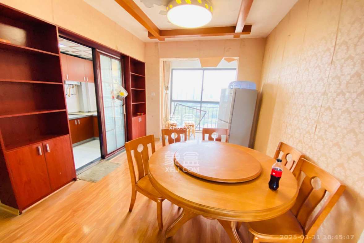 乾城(兴旺乾城) 3室2厅2卫 2600.0元/月 乾城(兴旺乾城) 3室2厅2卫 2600.0元/月室内图