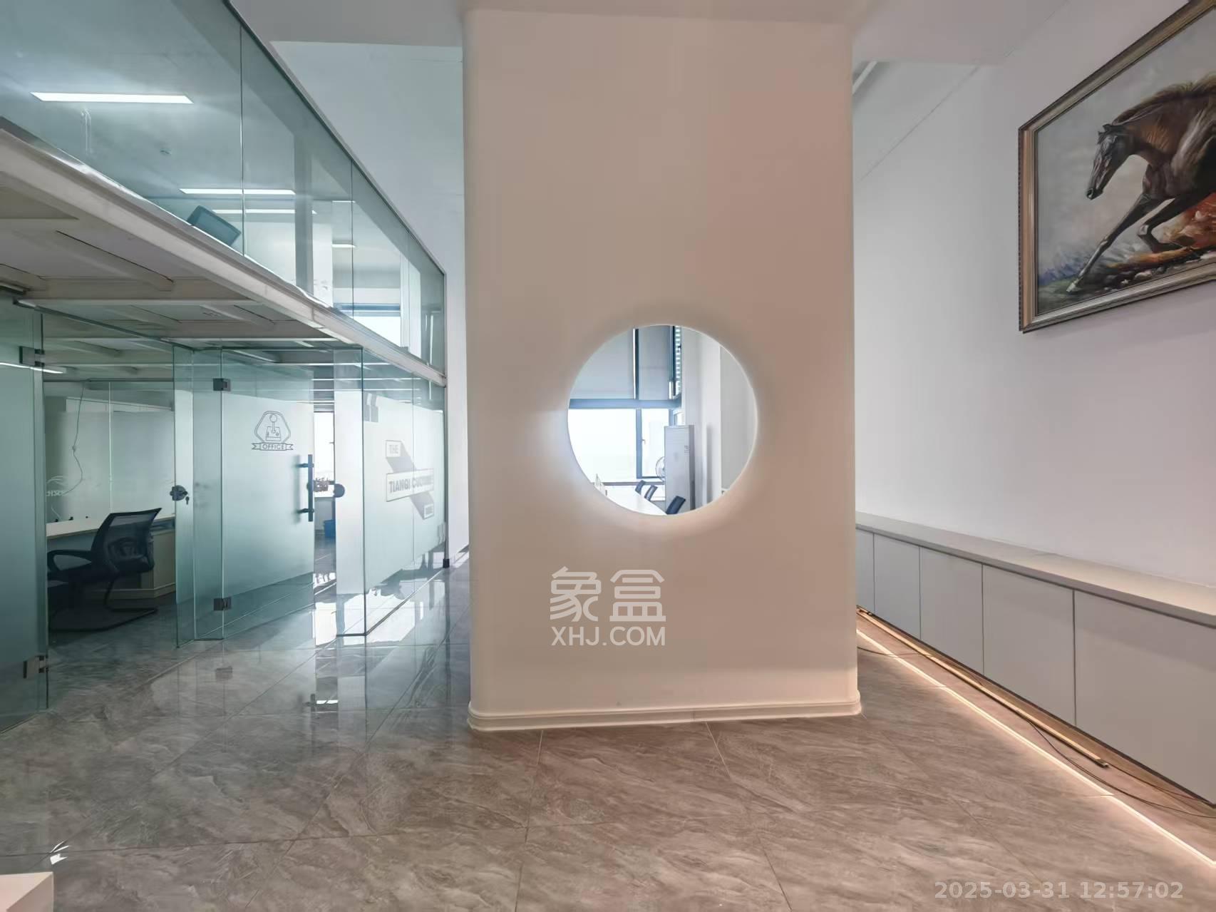 京武浪琴山三期(京武中心) 3室1厅1卫 7800.0元/月 京武浪琴山三期(京武中心) 3室1厅1卫 7800.0元/月室内图