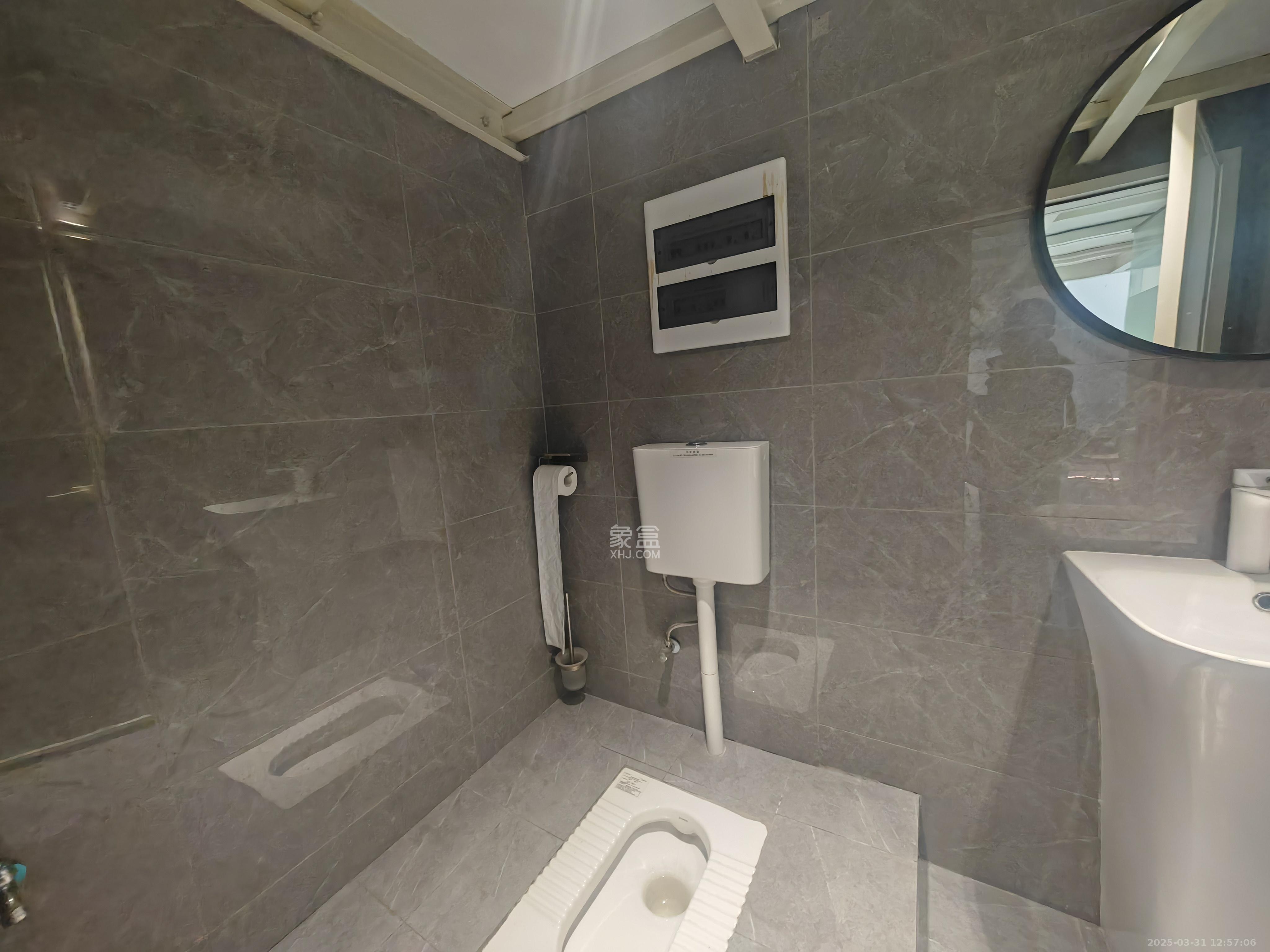 京武浪琴山三期(京武中心) 3室1厅1卫 7800.0元/月 京武浪琴山三期(京武中心) 3室1厅1卫 7800.0元/月室内图