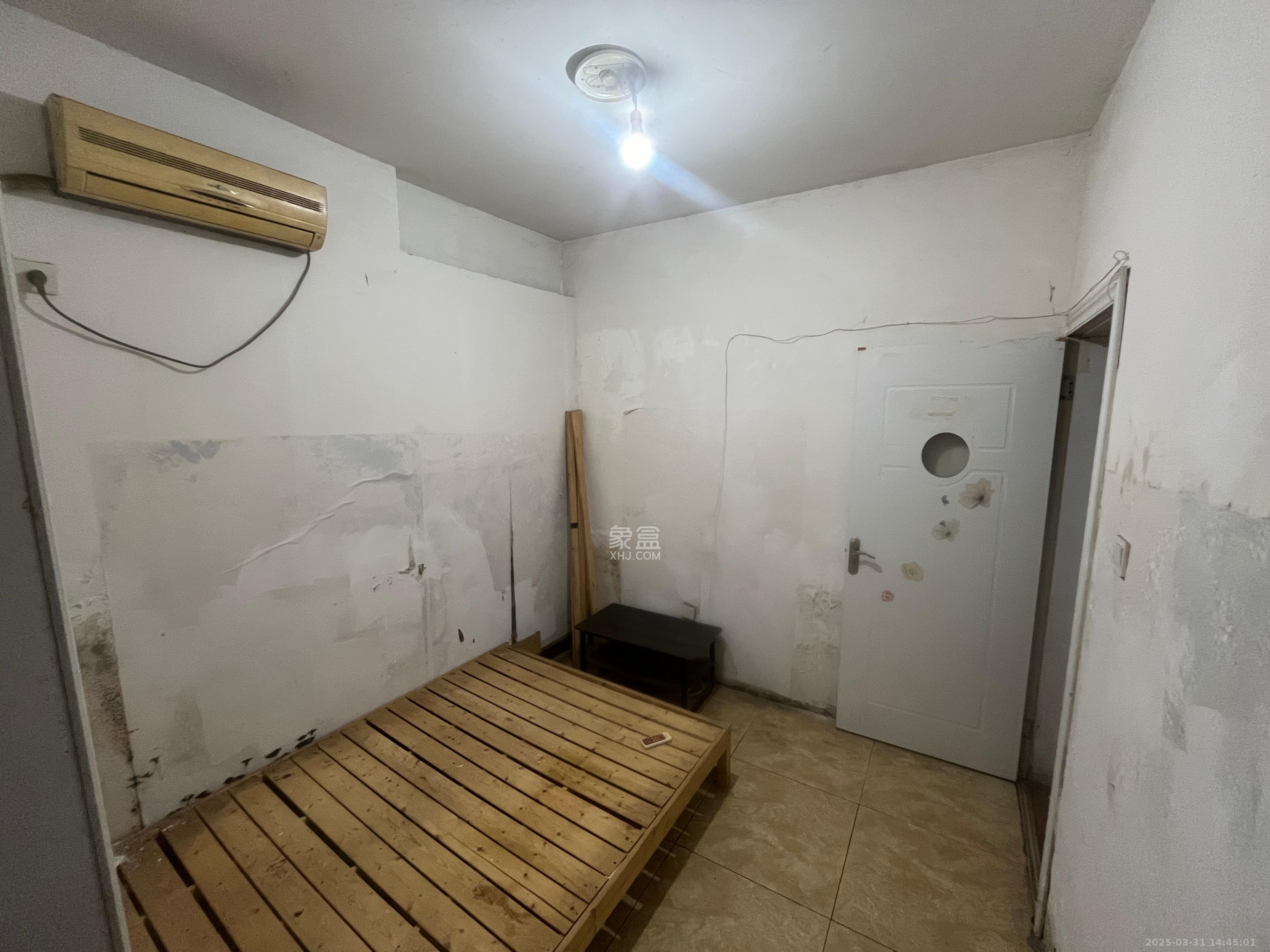 上河国际C区 4室1厅1卫 2200.0元/月 上河国际C区 4室1厅1卫 2200.0元/月室内图