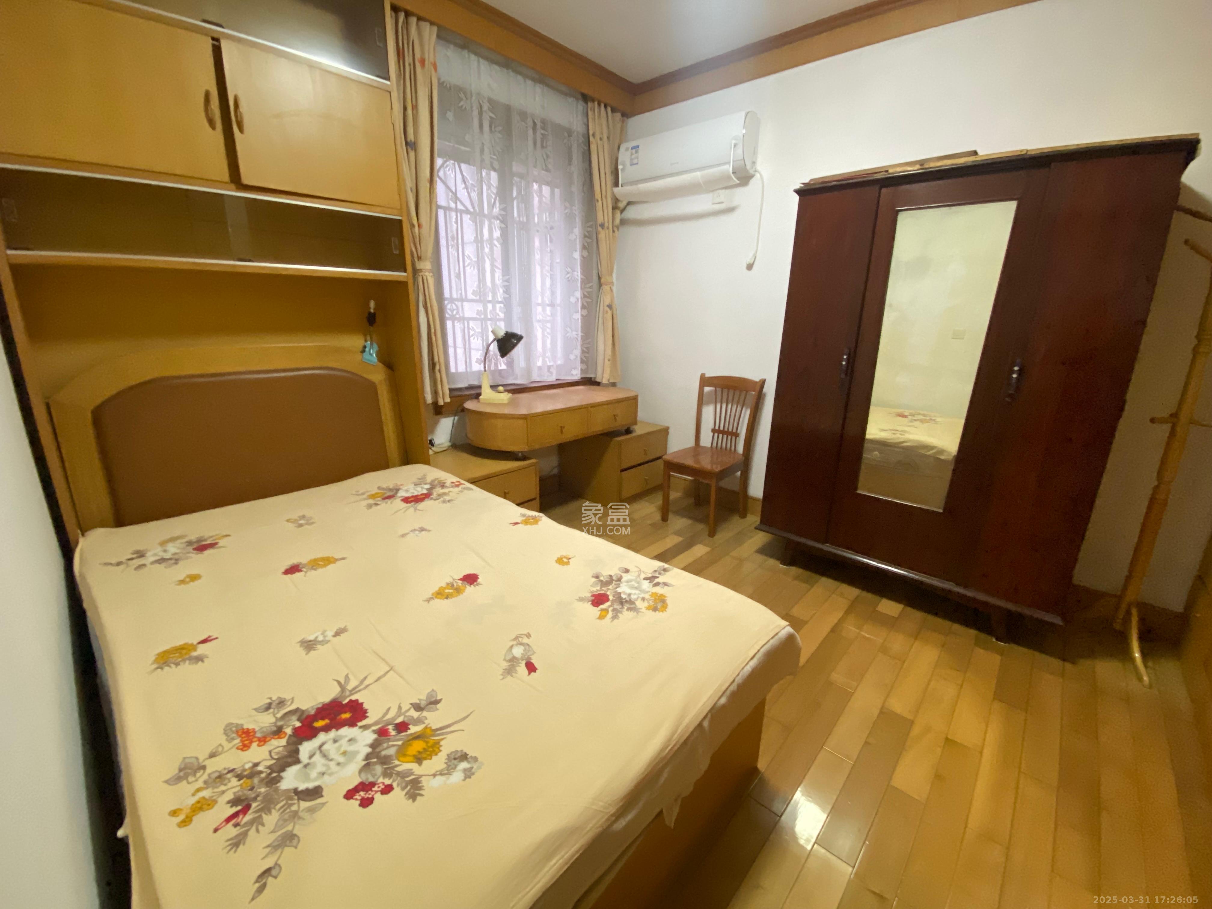 长沙市人防办宿舍（席草田22号）  2室2厅1卫   2500.00元/月室内图