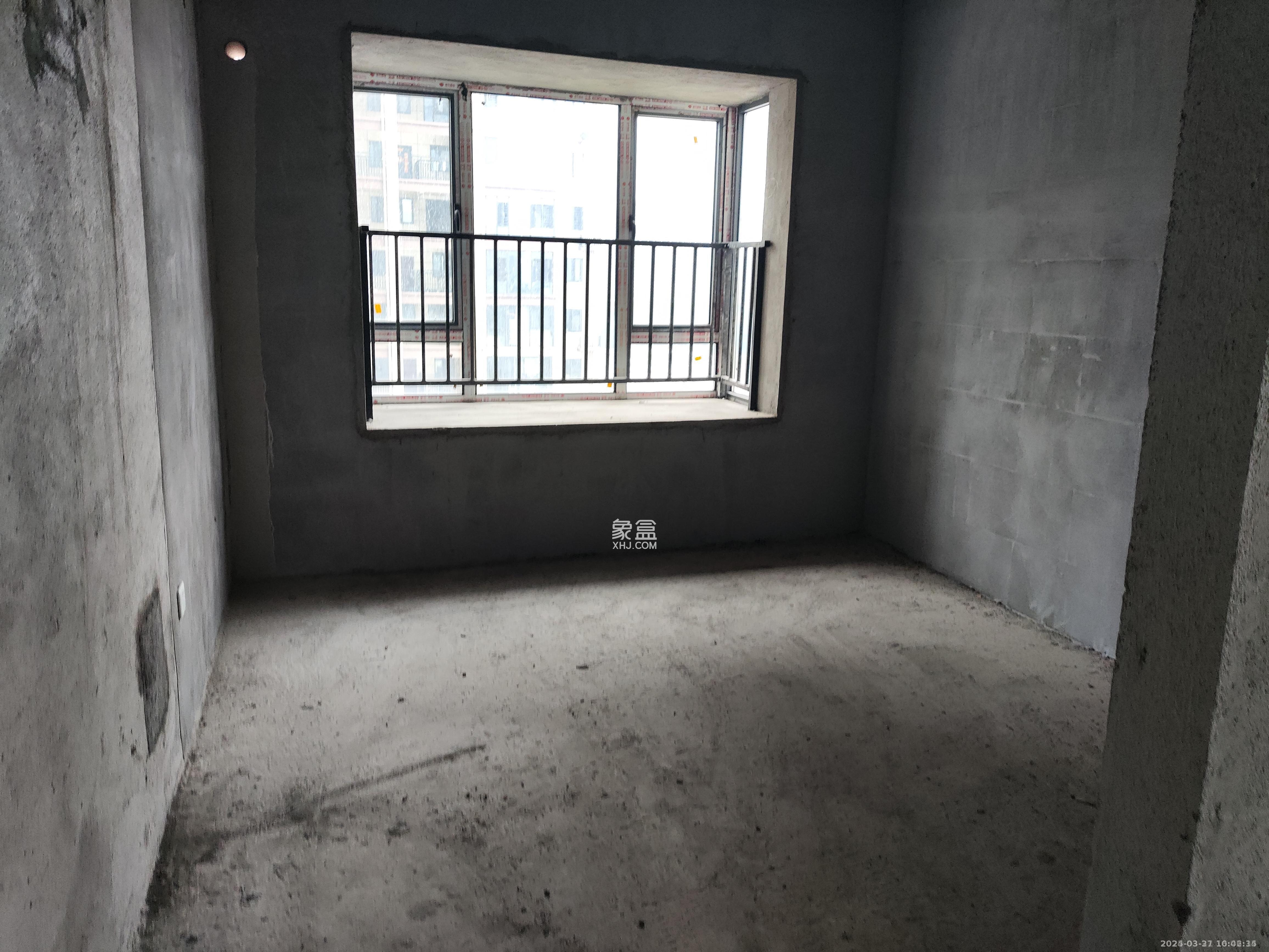 保利香槟国际 1室2厅1卫 800.0元/月 保利香槟国际 1室2厅1卫 800.0元/月室内图