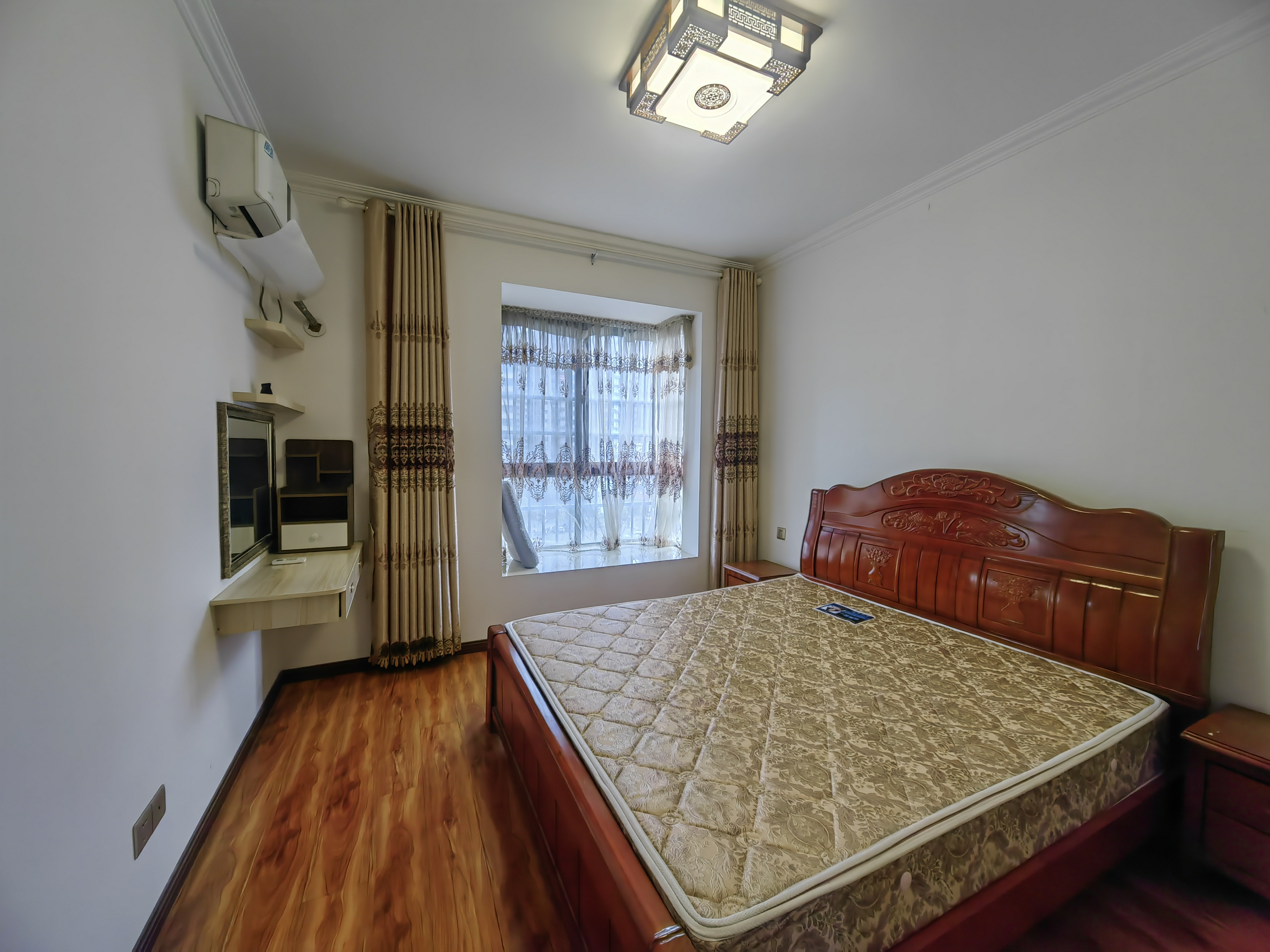 龙源华城 2室2厅1卫 1500.0元/月 龙源华城 2室2厅1卫 1500.0元/月室内图