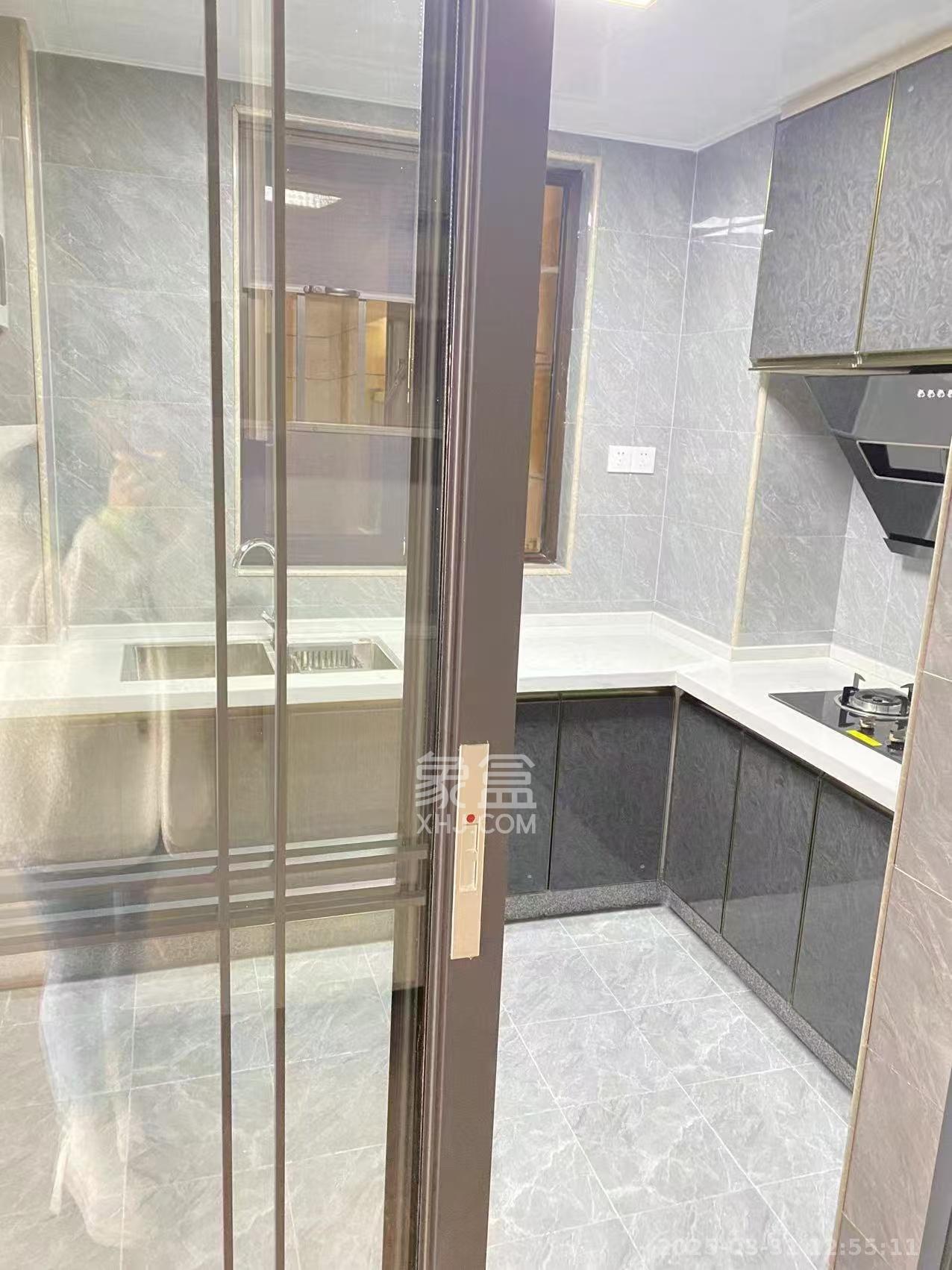 保利东郡 2室2厅1卫 1500.0元/月 保利东郡 2室2厅1卫 1500.0元/月室内图