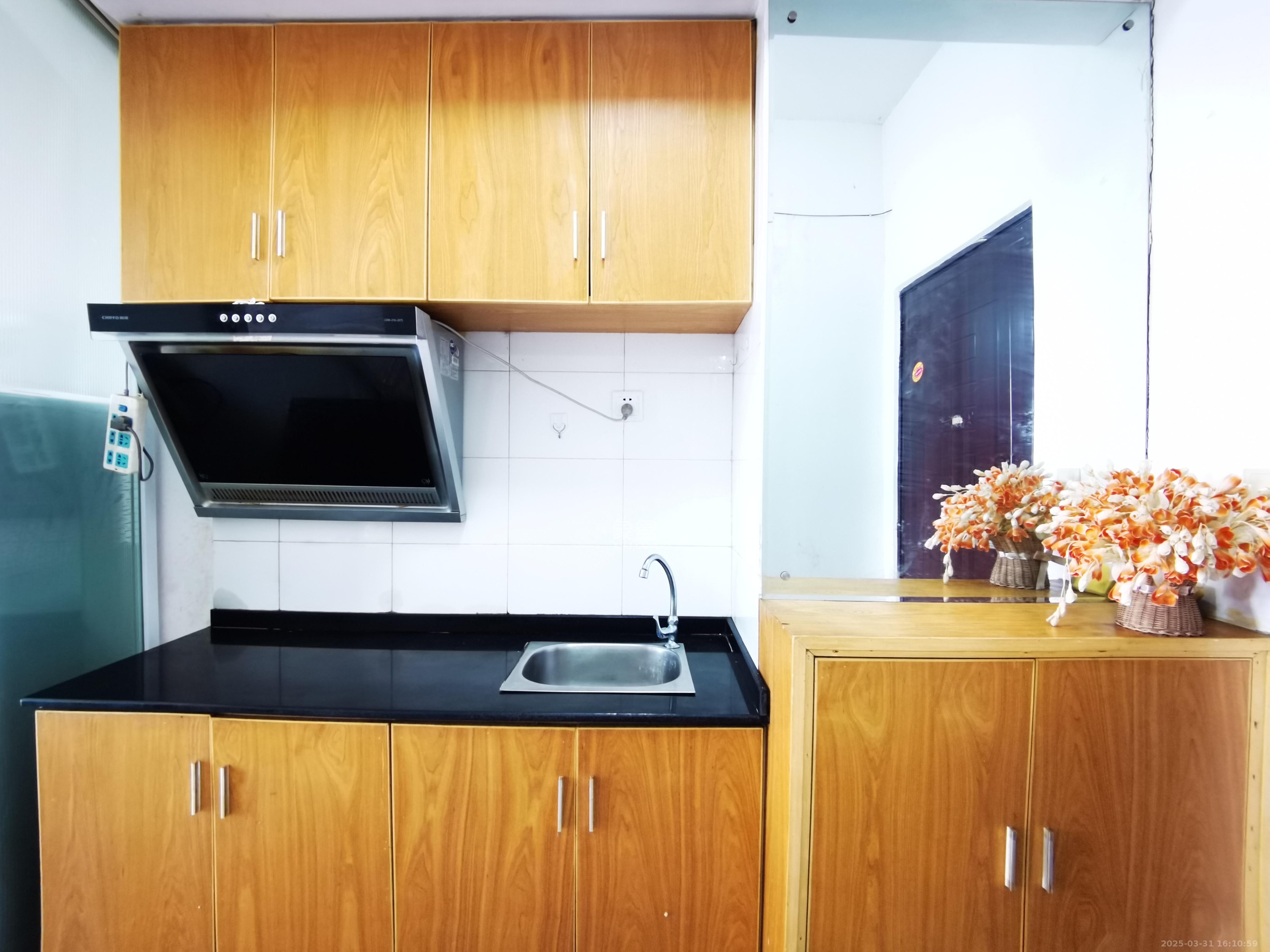 湘聚大厦 1室1厅1卫 1500.0元/月 湘聚大厦 1室1厅1卫 1500.0元/月室内图