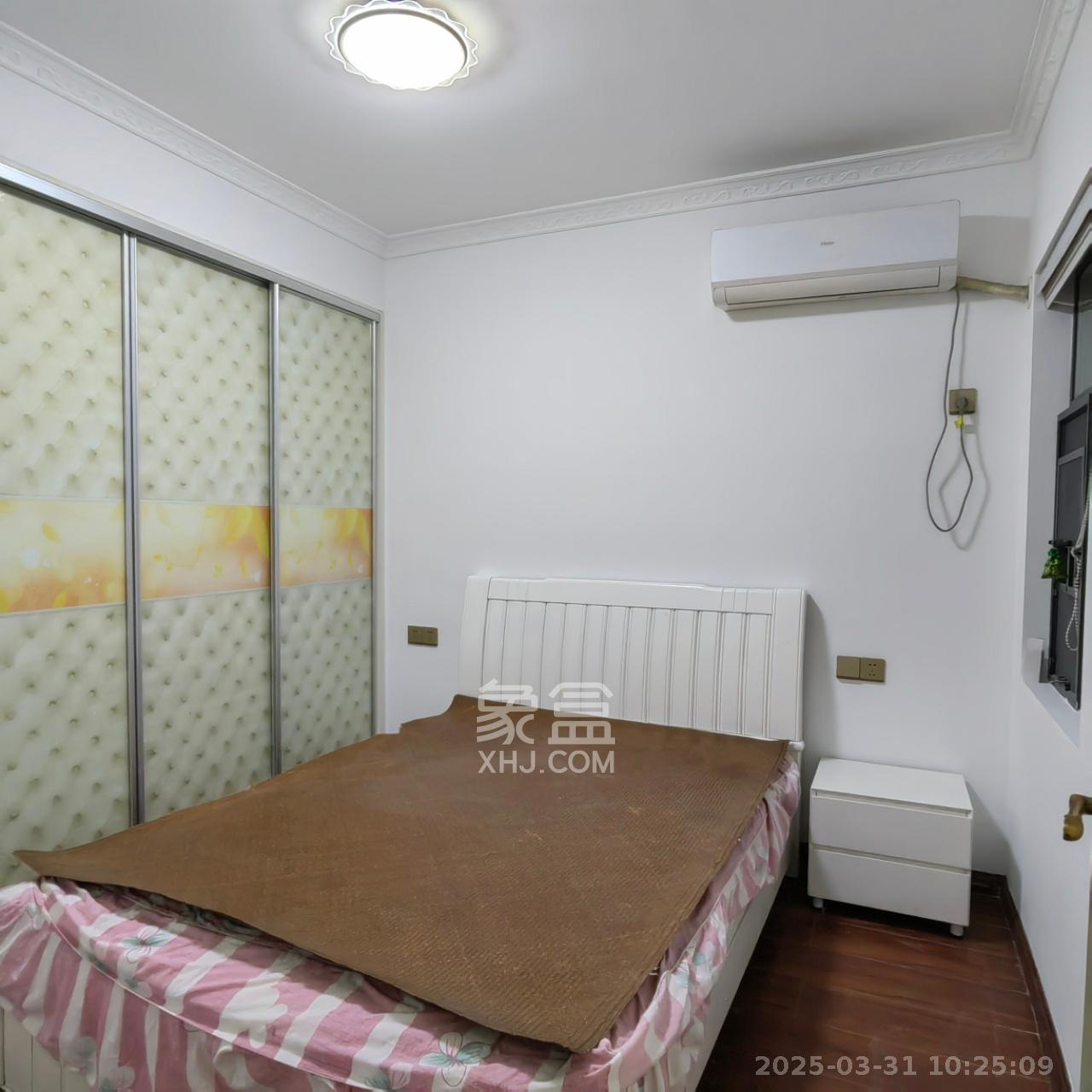 卢浮原著 3室2厅1卫 1800.0元/月 卢浮原著 3室2厅1卫 1800.0元/月室内图